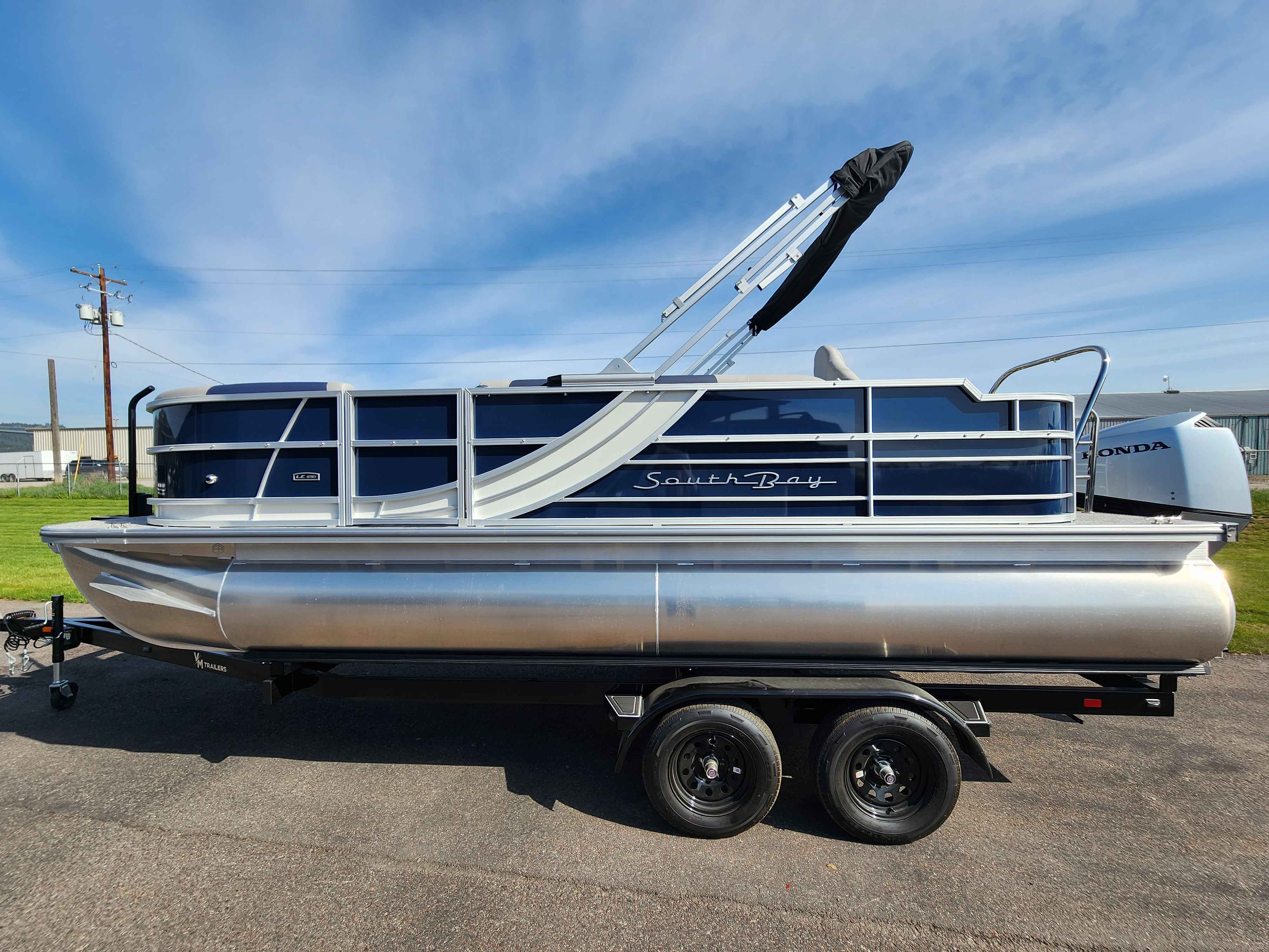 2026 South Bay 222FCR LE