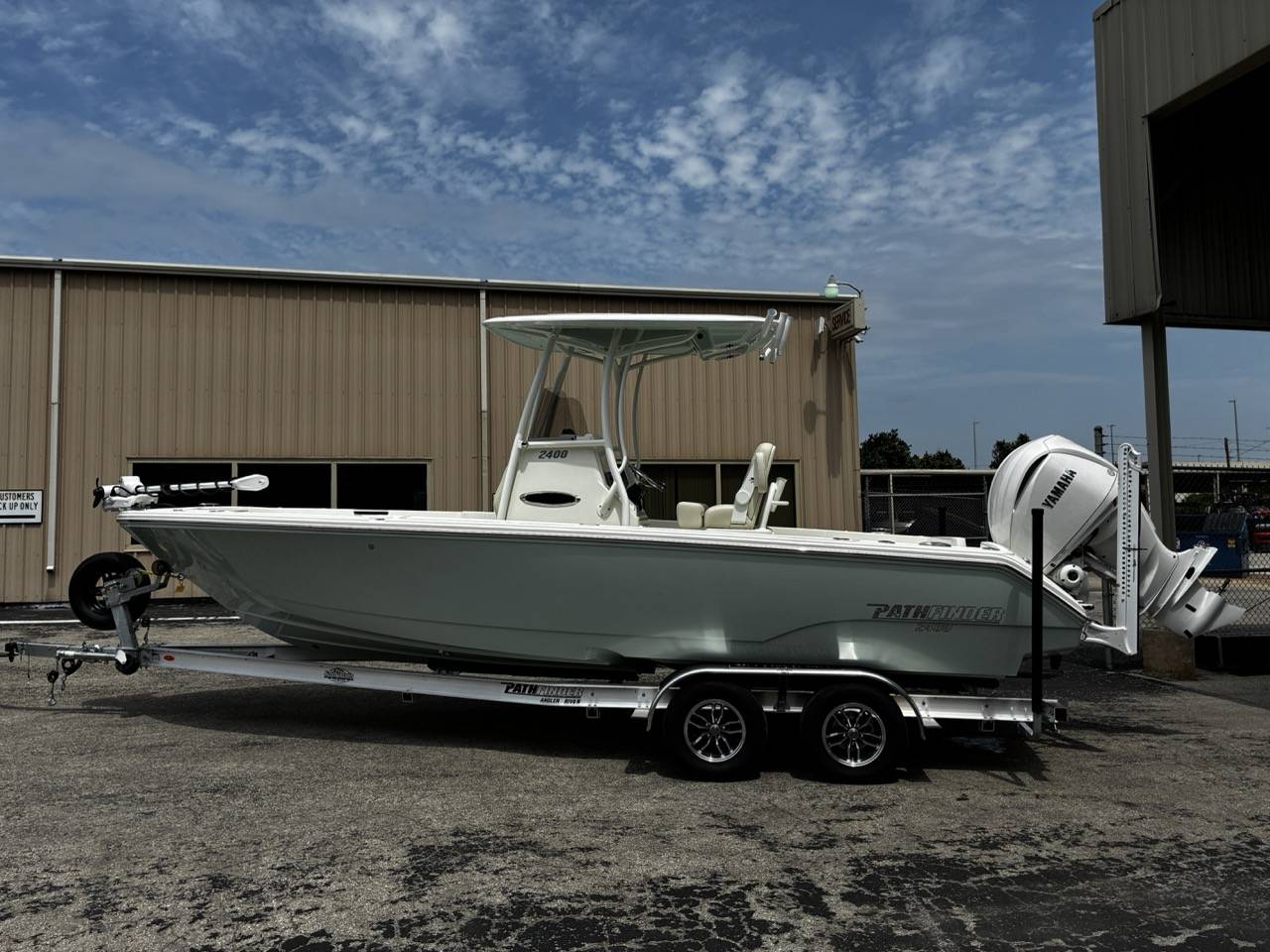 dummy-boat-img
