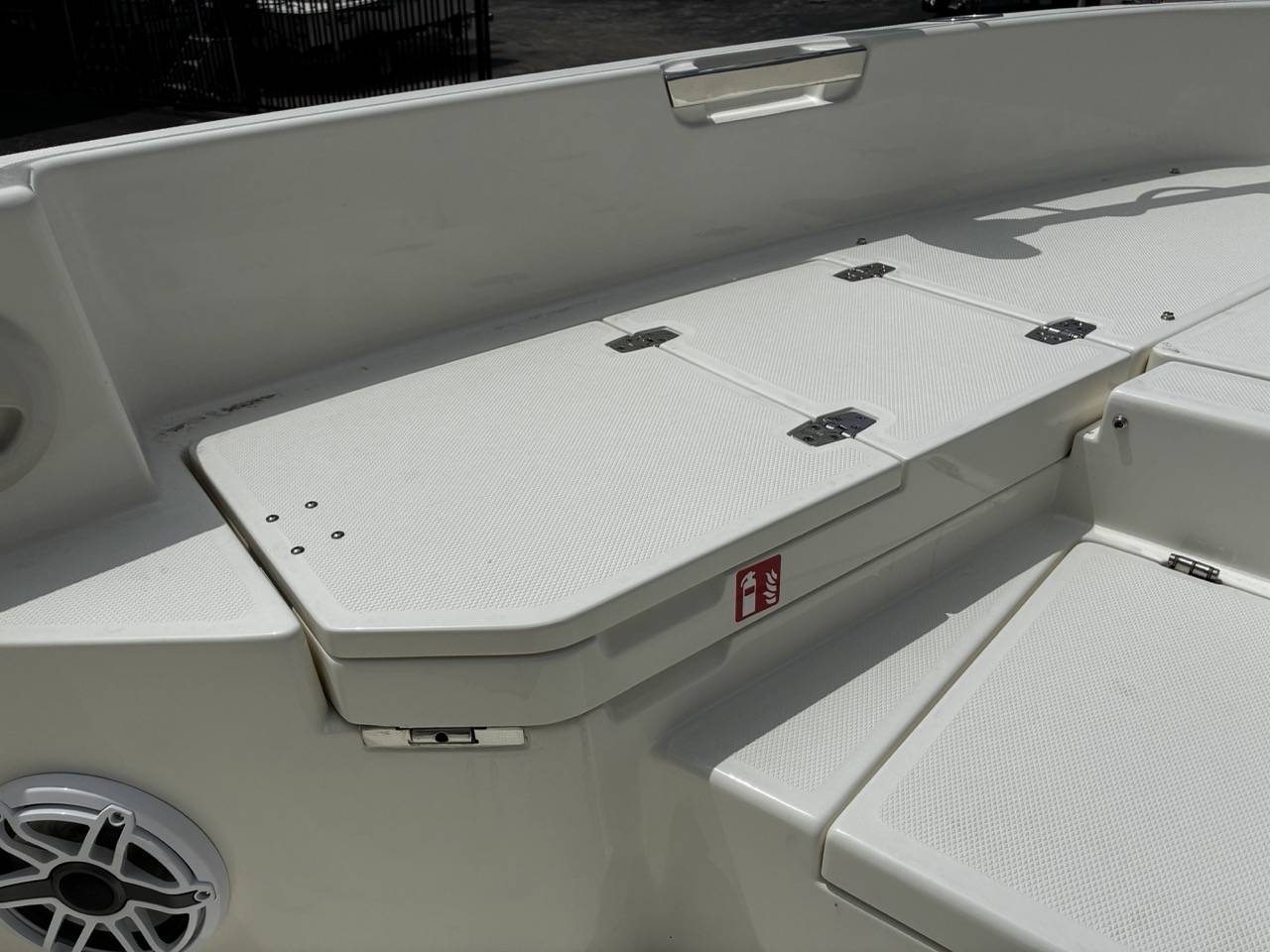 dummy-boat-img