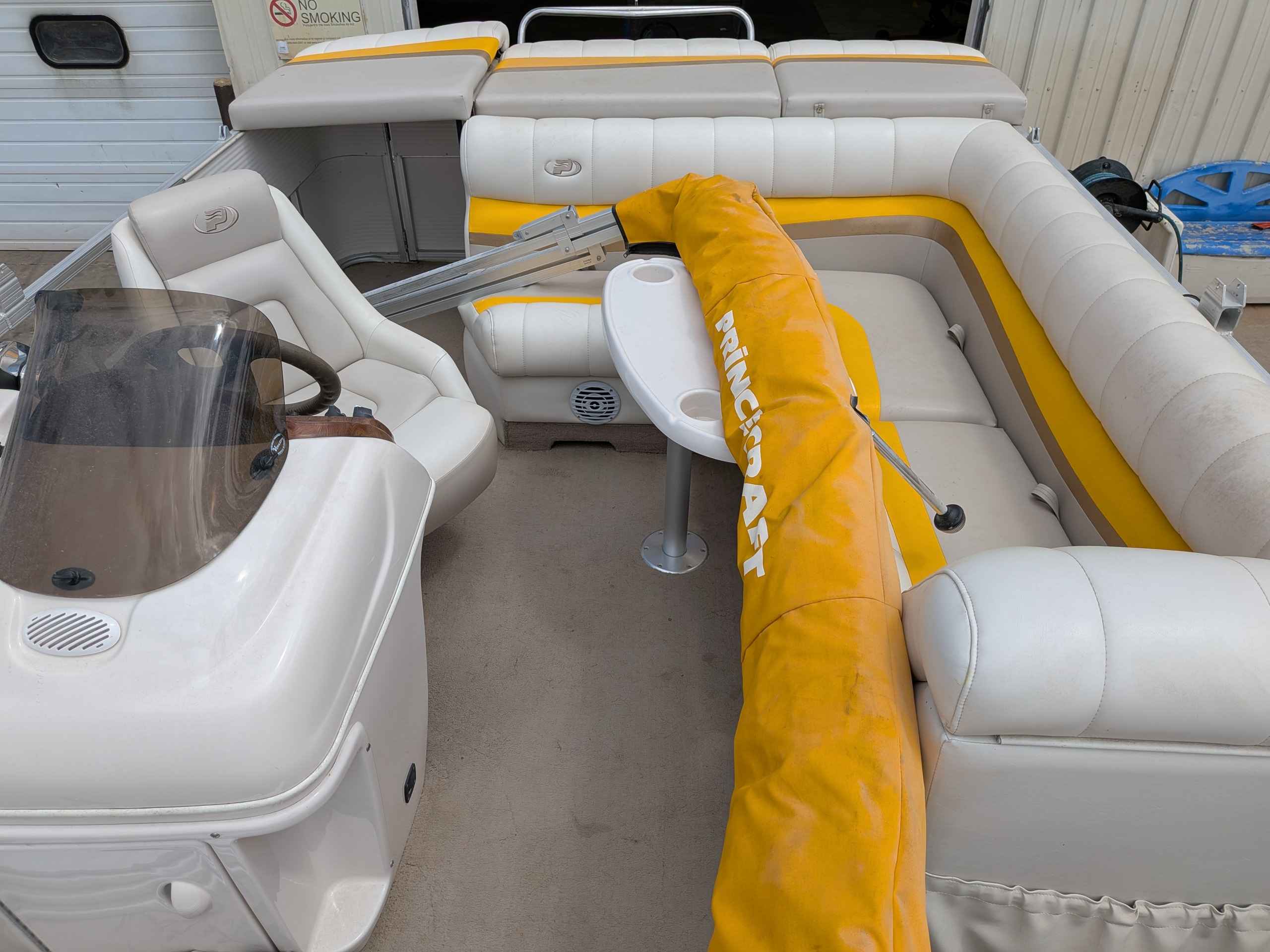 boat-carouselImage-image