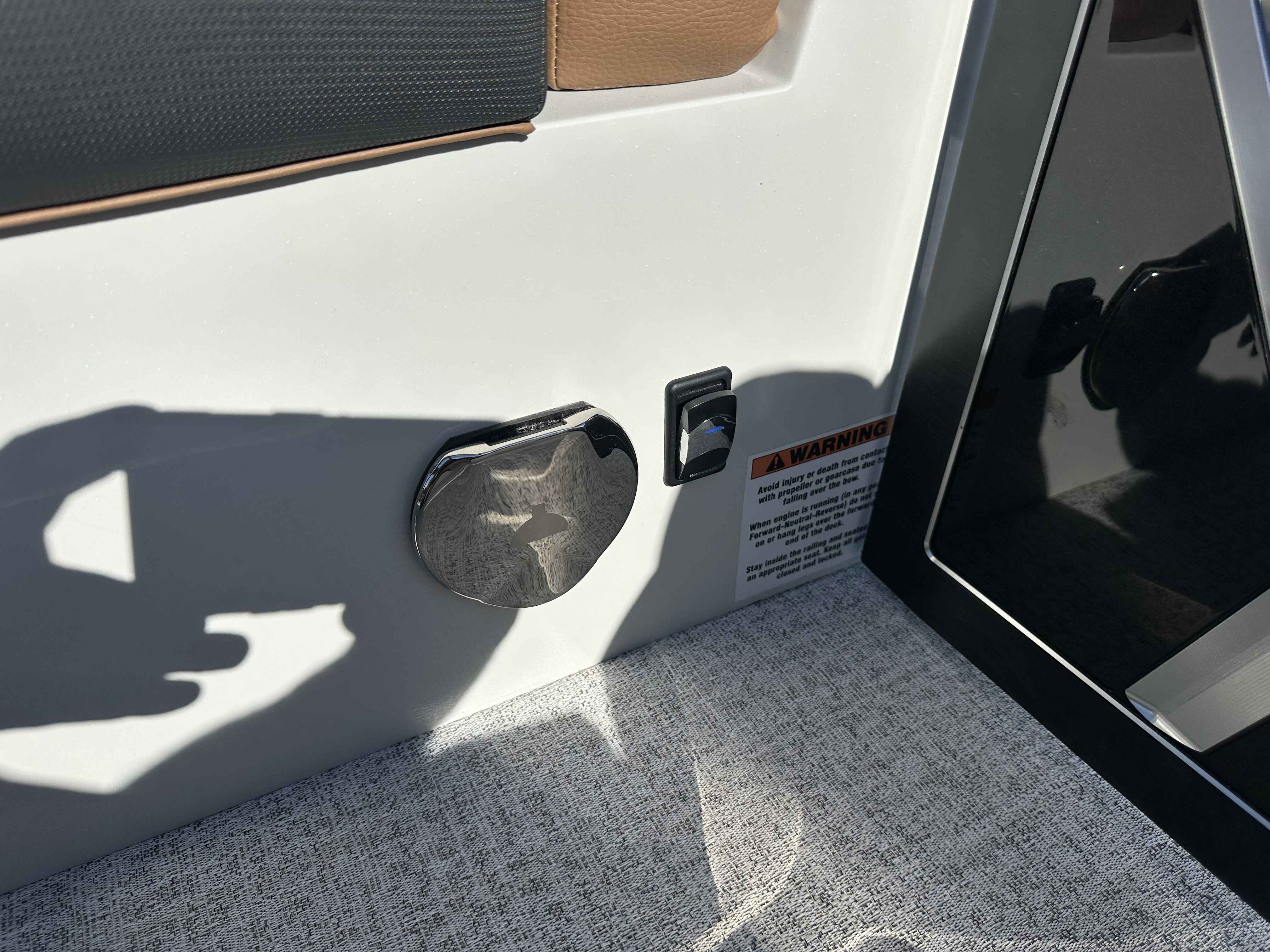 2026 South Bay 25 Sport SL9 DC w/ Arch-25