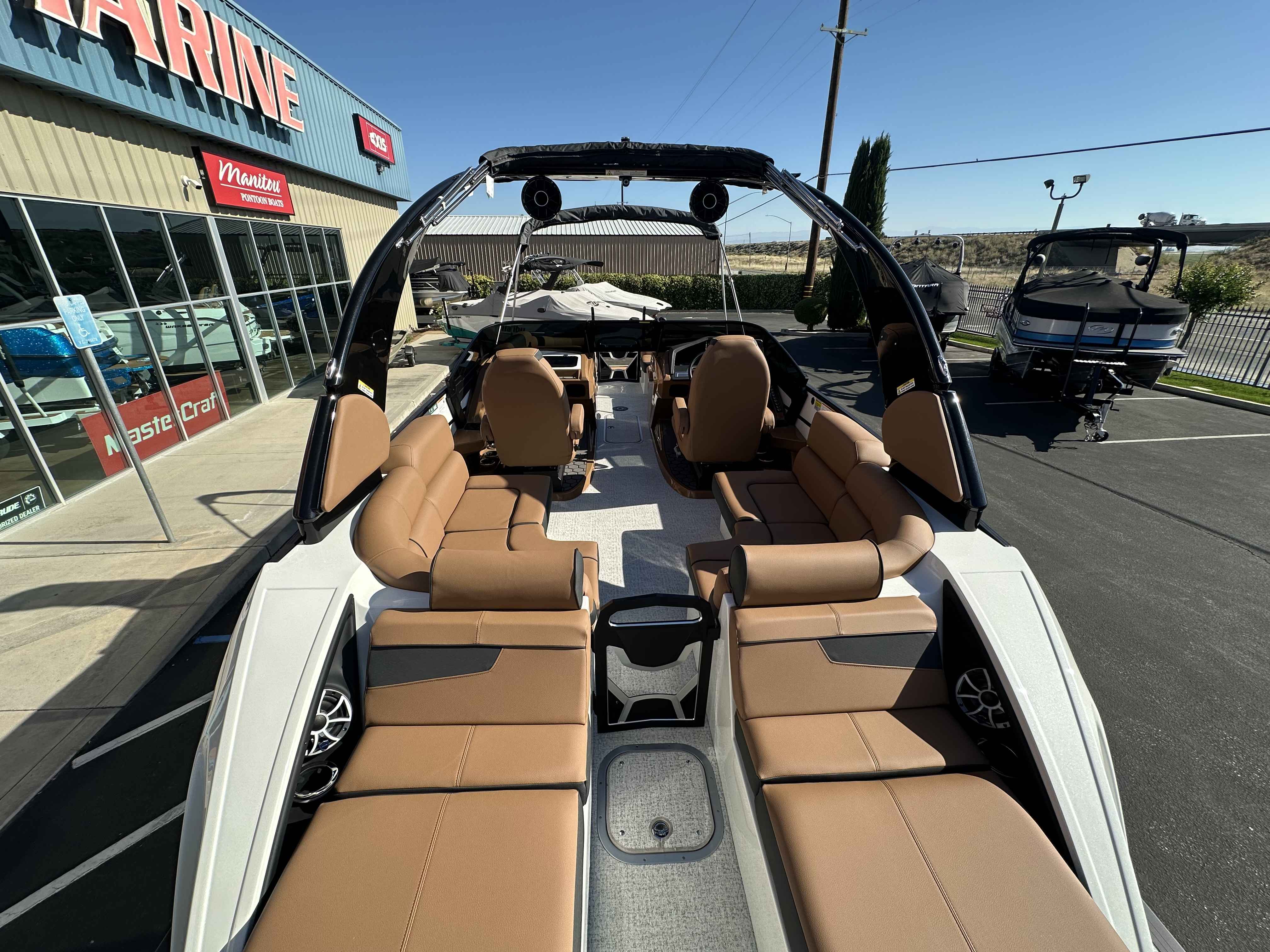 2026 South Bay 25 Sport SL9 DC w/ Arch-35