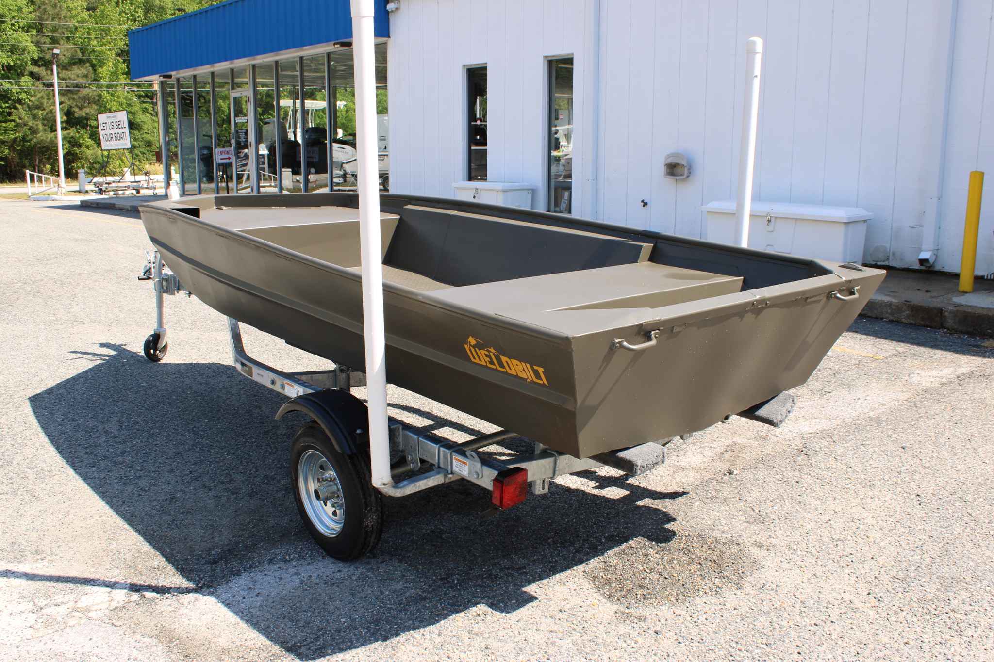 dummy-boat-img