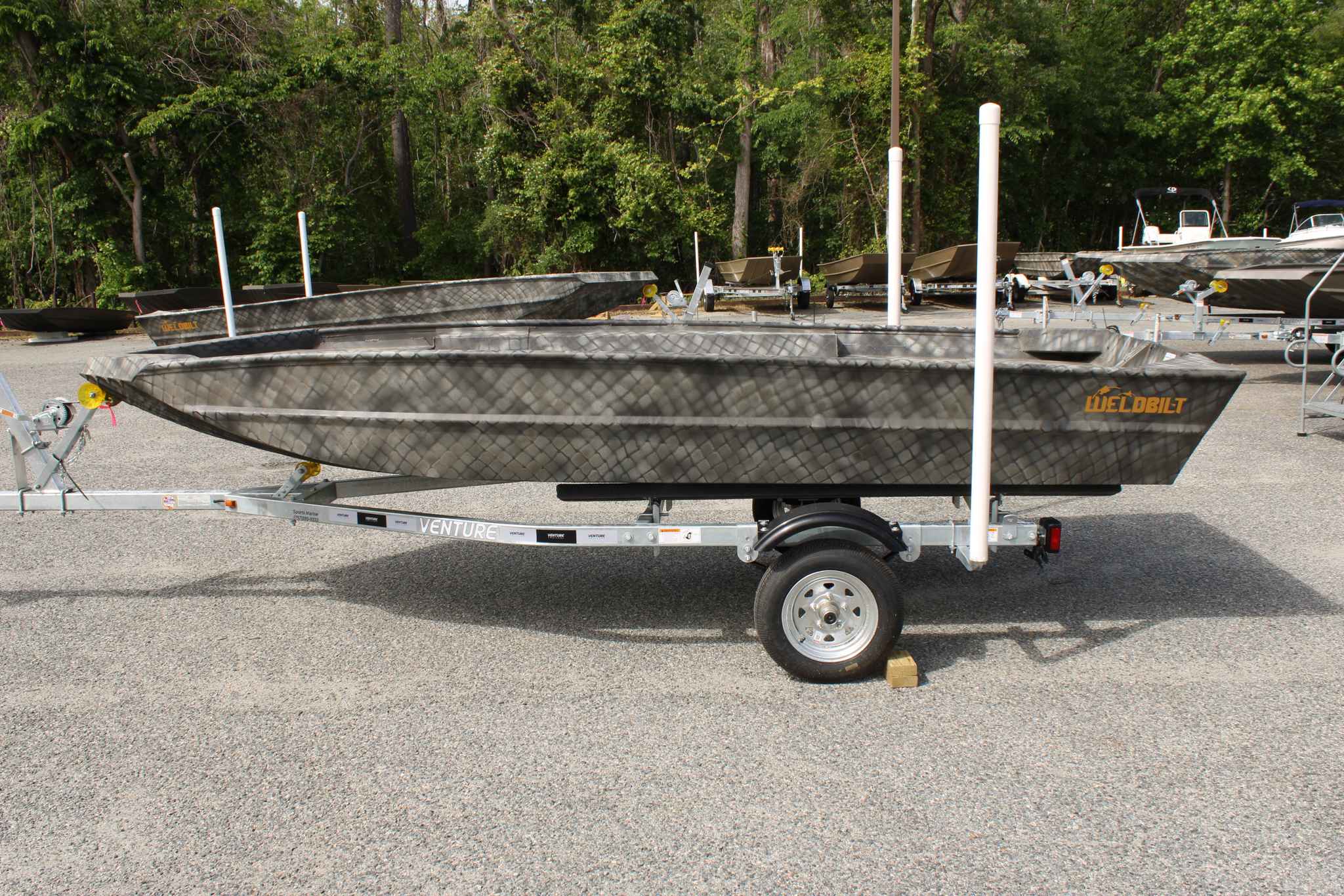 dummy-boat-img