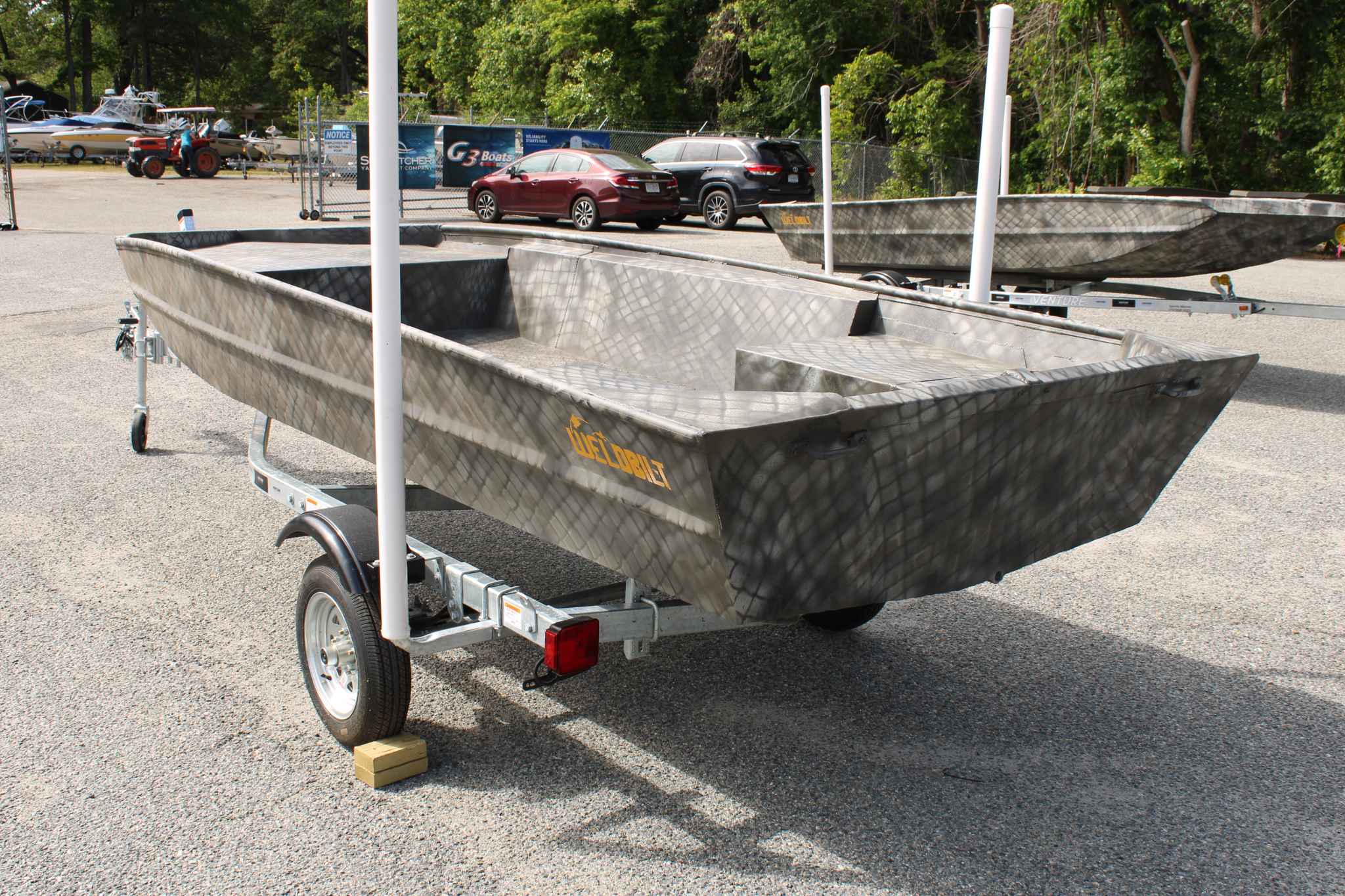 dummy-boat-img