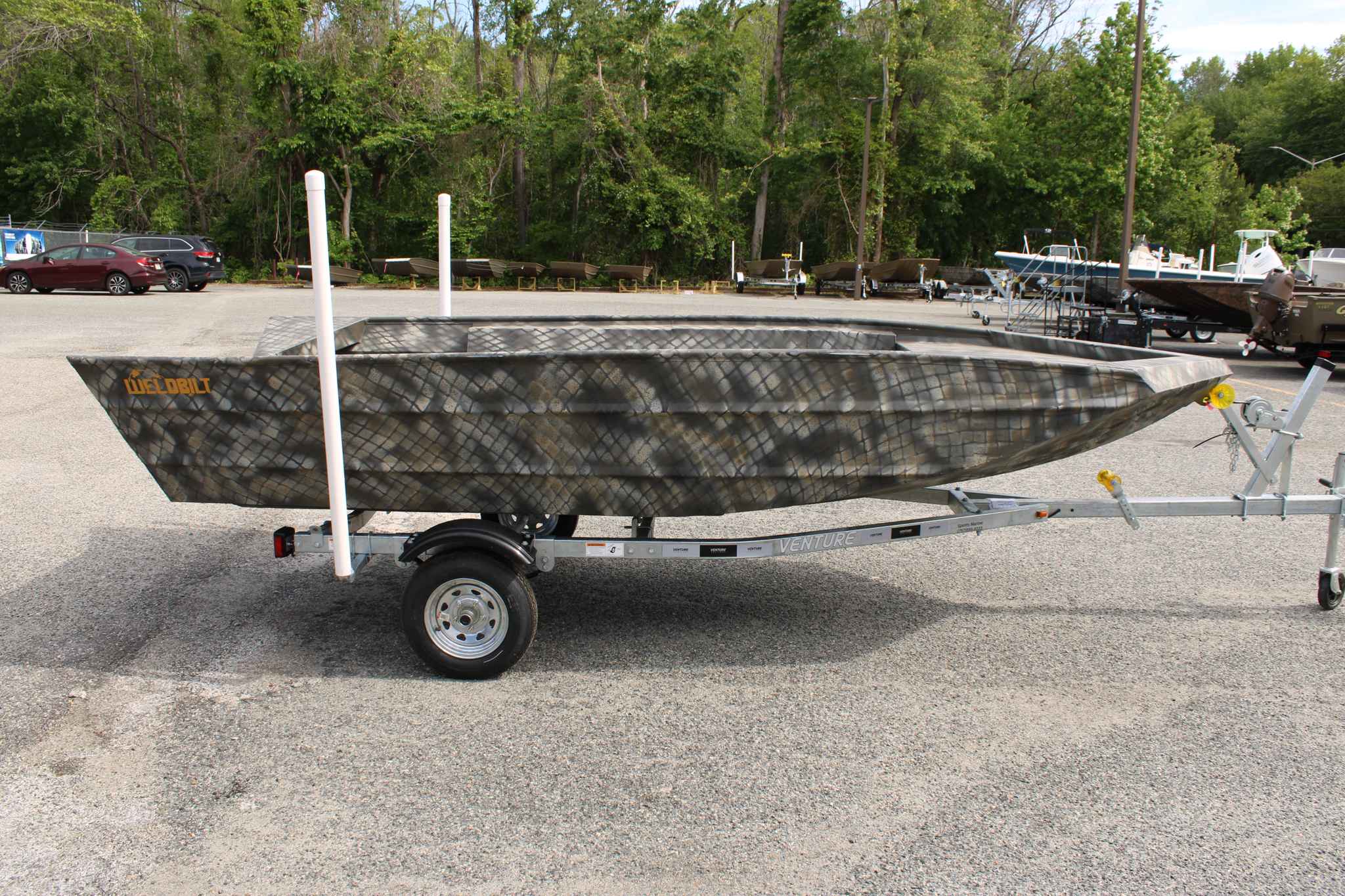 dummy-boat-img