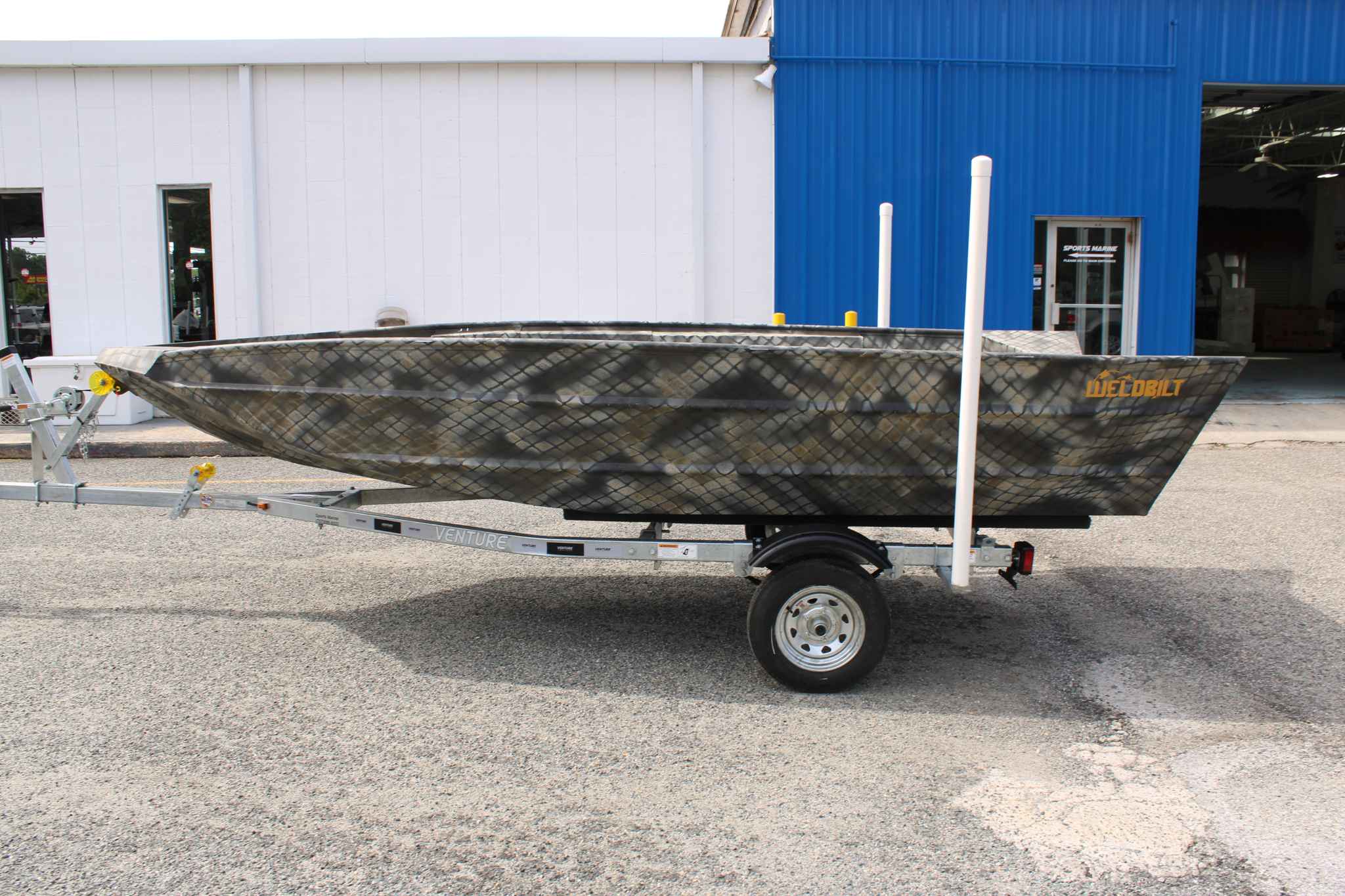dummy-boat-img