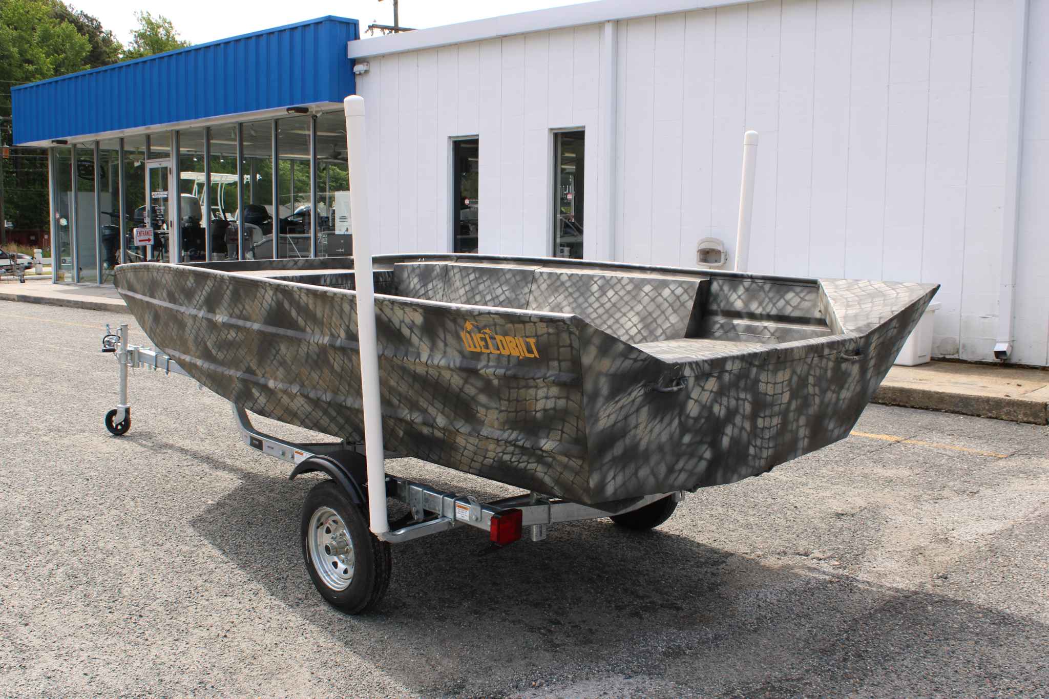 dummy-boat-img