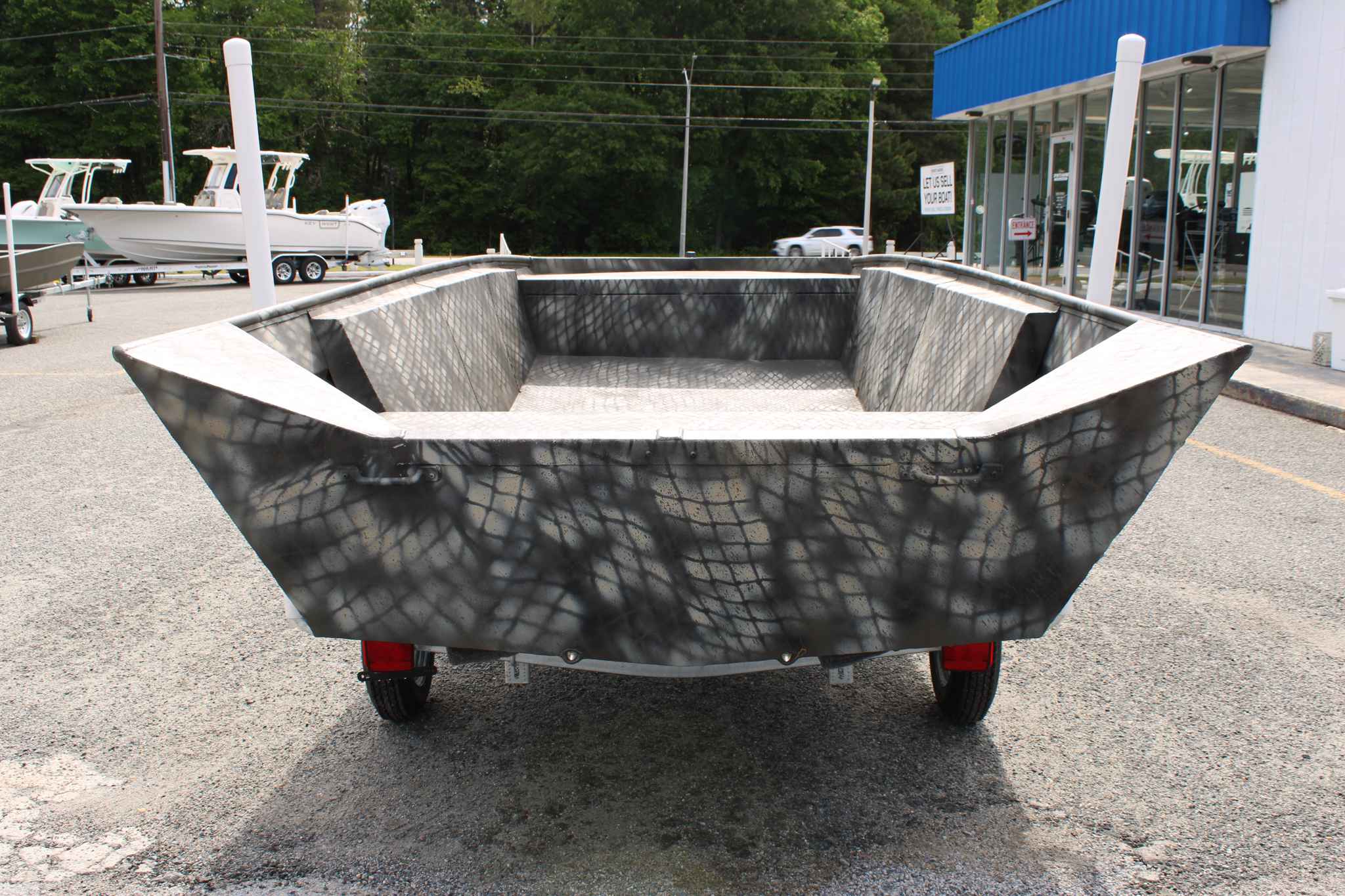 dummy-boat-img