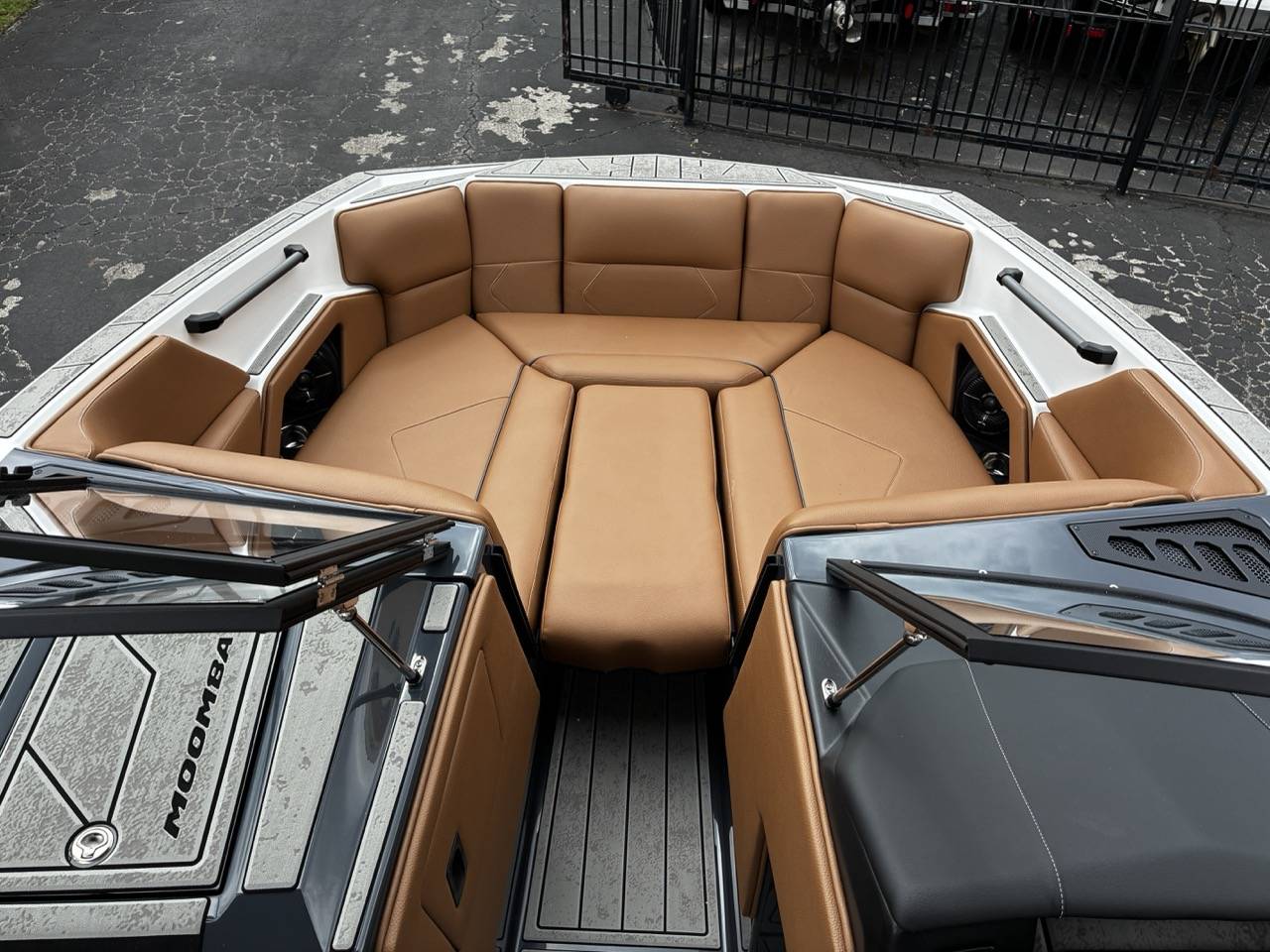 dummy-boat-img