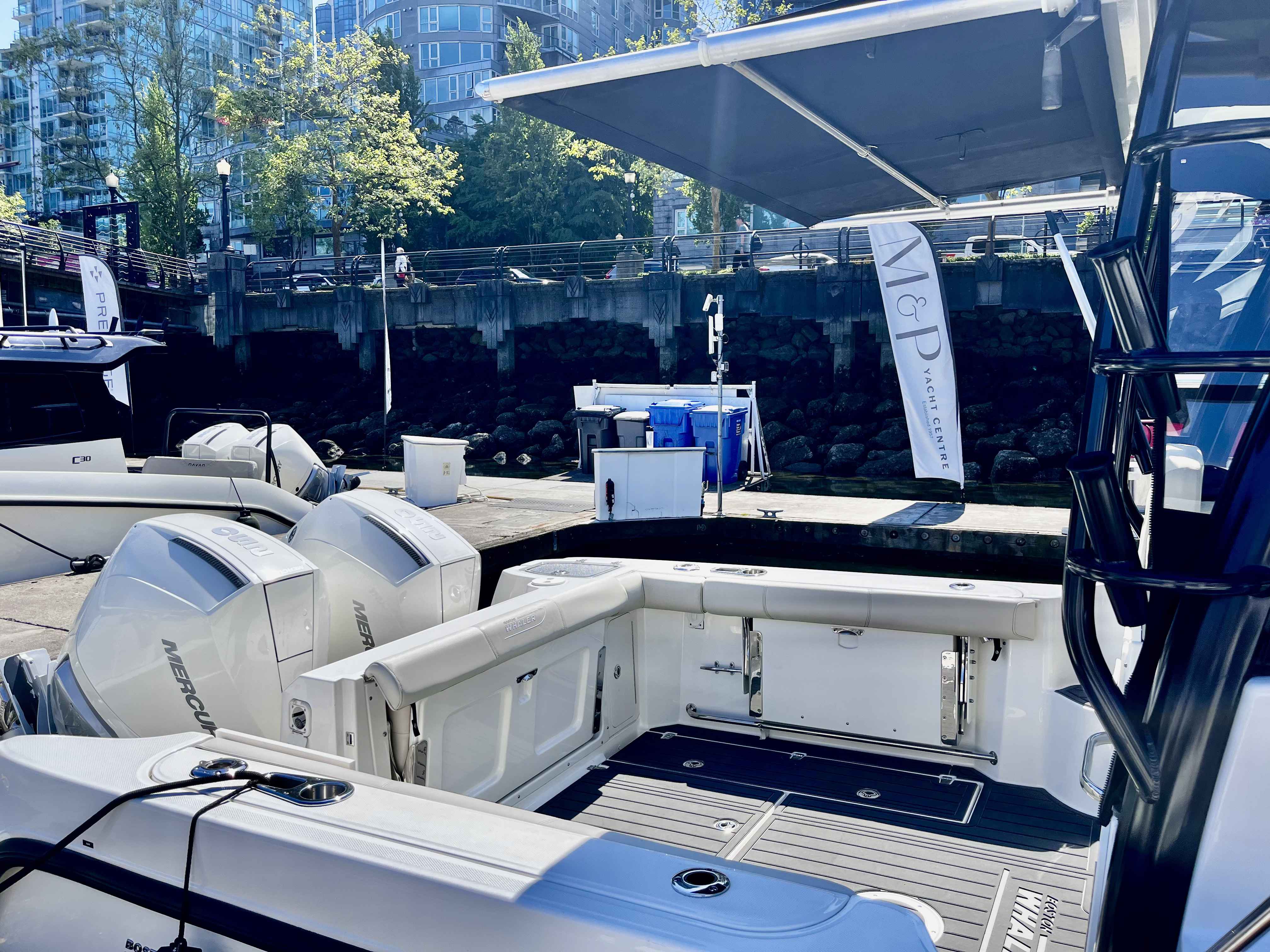 Pre-Owned 2023 Boston whaler 285 Conquest for Sale | Vancouver, BC | M&P Yacht Centre | 685961aa1b0afcba3a041cd8