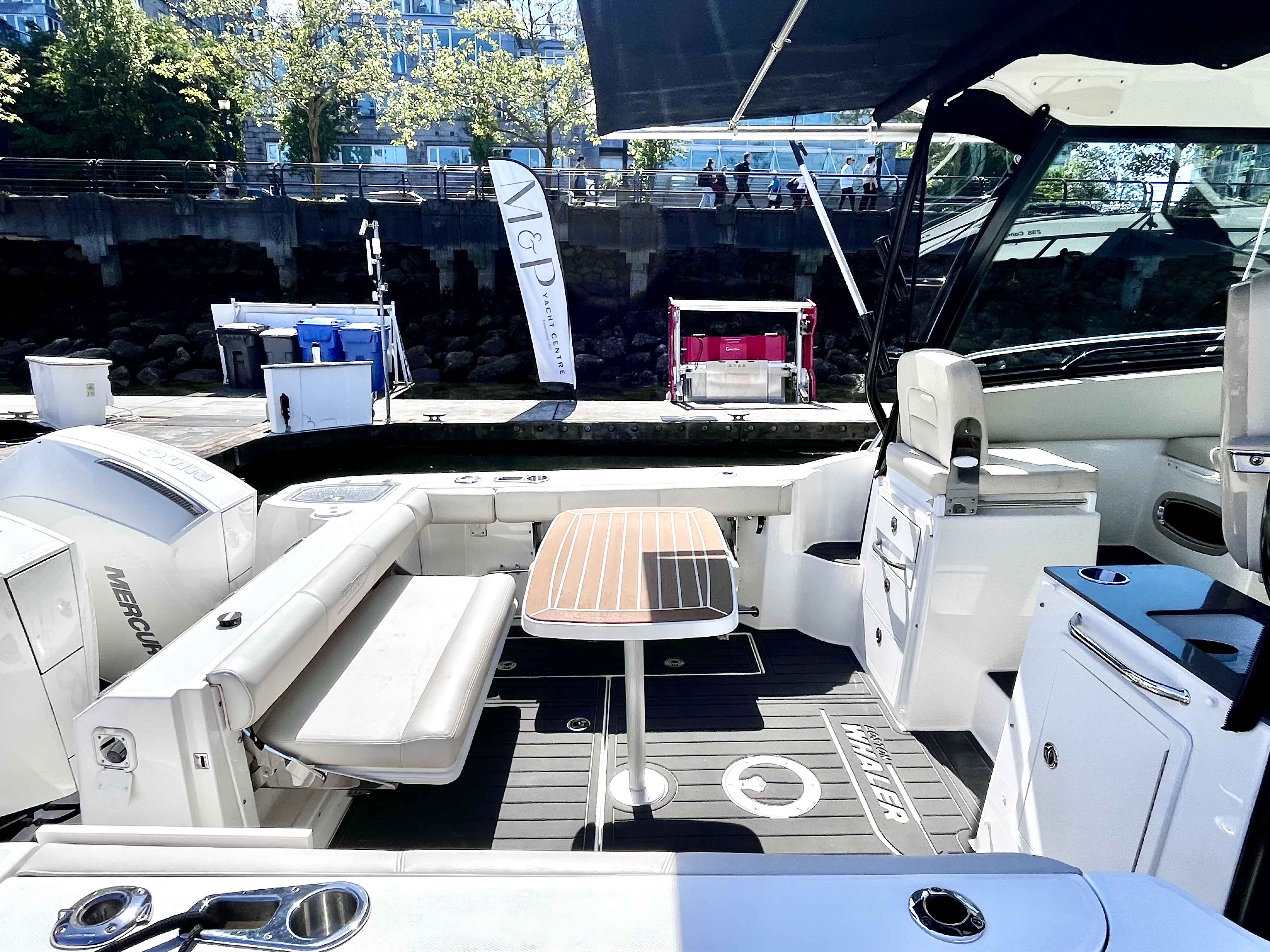 Pre-Owned 2023 Boston whaler 285 Conquest for Sale | Vancouver, BC | M&P Yacht Centre | 685961aa1b0afcba3a041cd8
