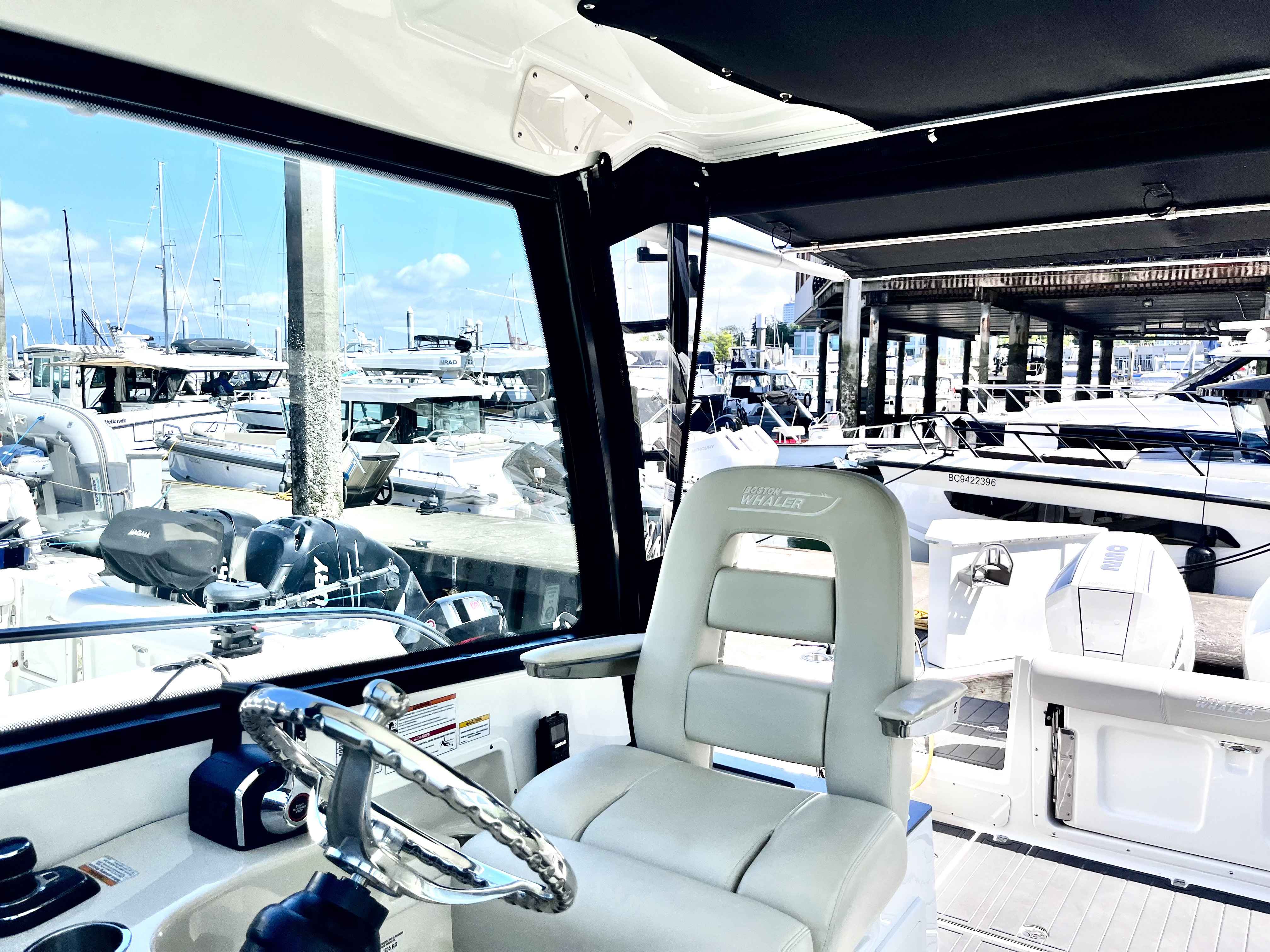 Pre-Owned 2023 Boston whaler 285 Conquest for Sale | Vancouver, BC | M&P Yacht Centre | 685961aa1b0afcba3a041cd8
