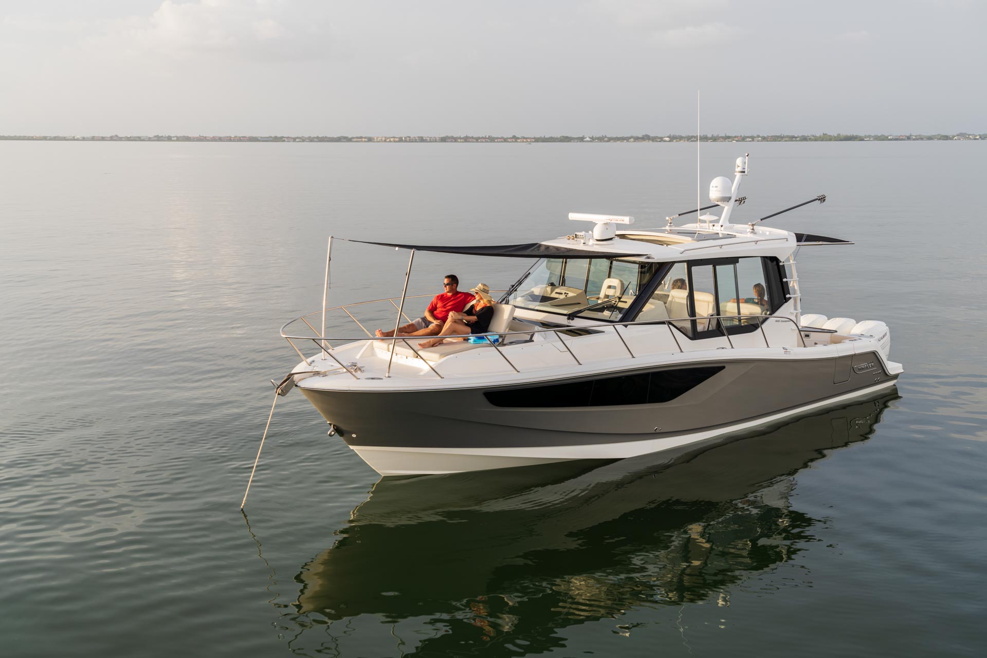 New 2027 Boston whaler 405 Conquest Pilothouse for Sale | Vancouver, BC | M&P Yacht Centre | 6a17d0f751d795aab70d935e