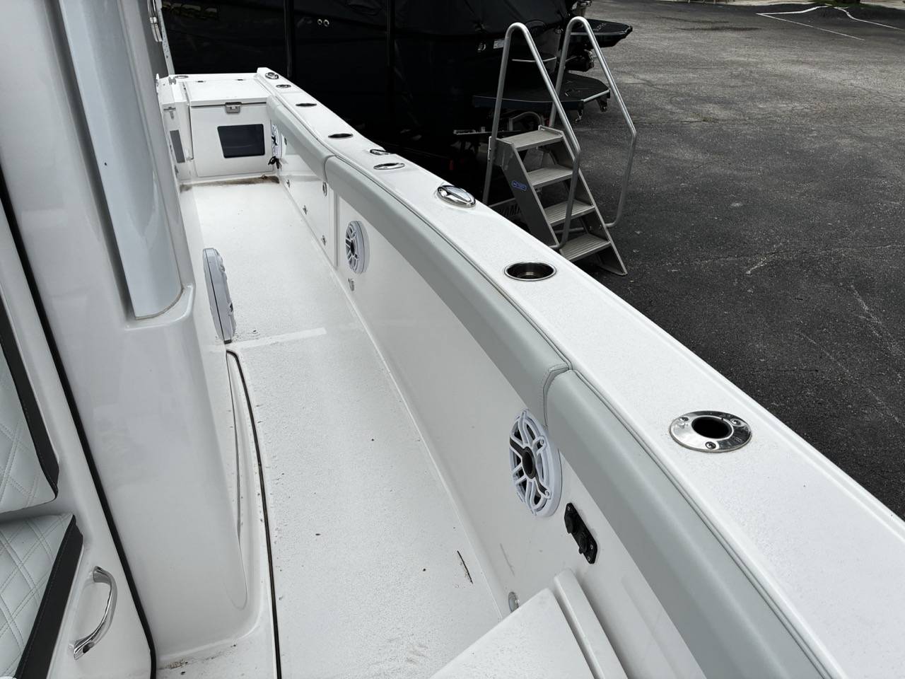 dummy-boat-img