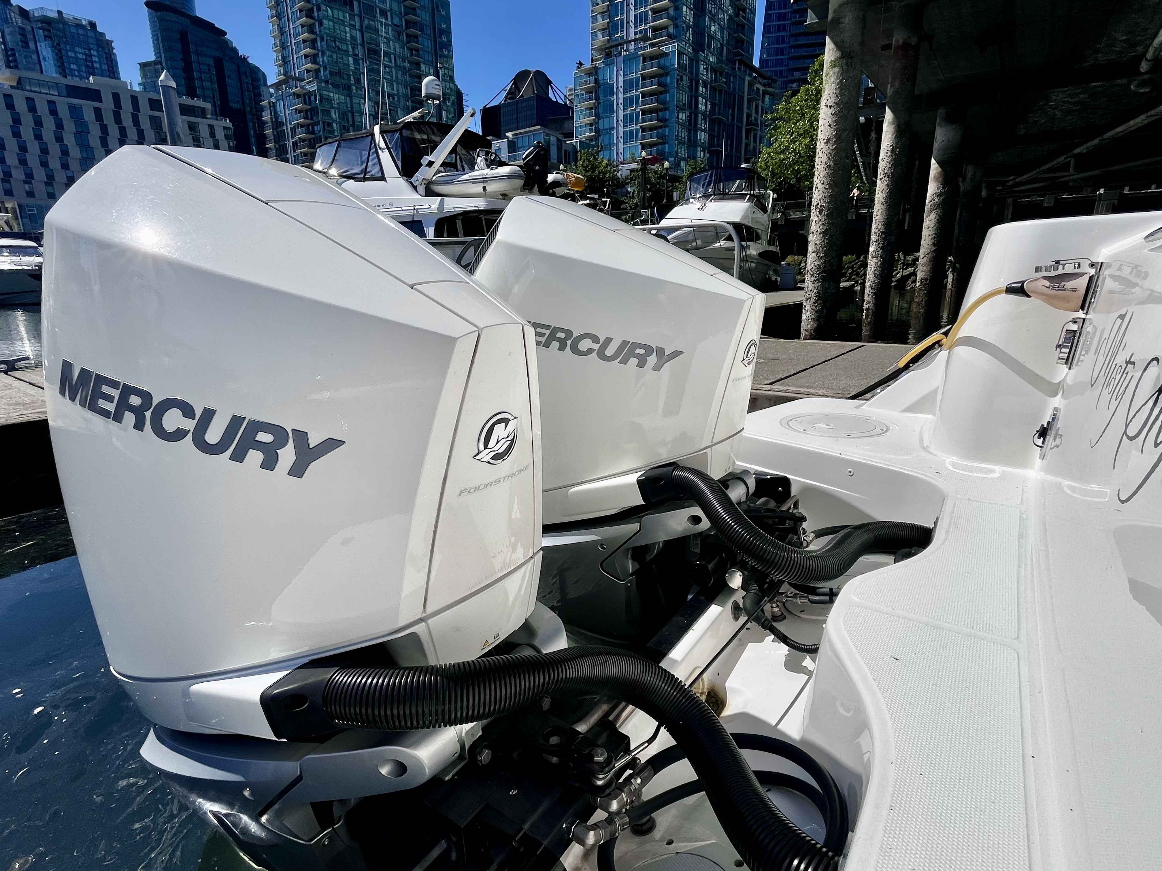 Pre-Owned 2020 Boston whaler 325 Pilothouse for Sale | Vancouver, BC | M&P Yacht Centre | 6a1a1b21a1595ac0f406219b
