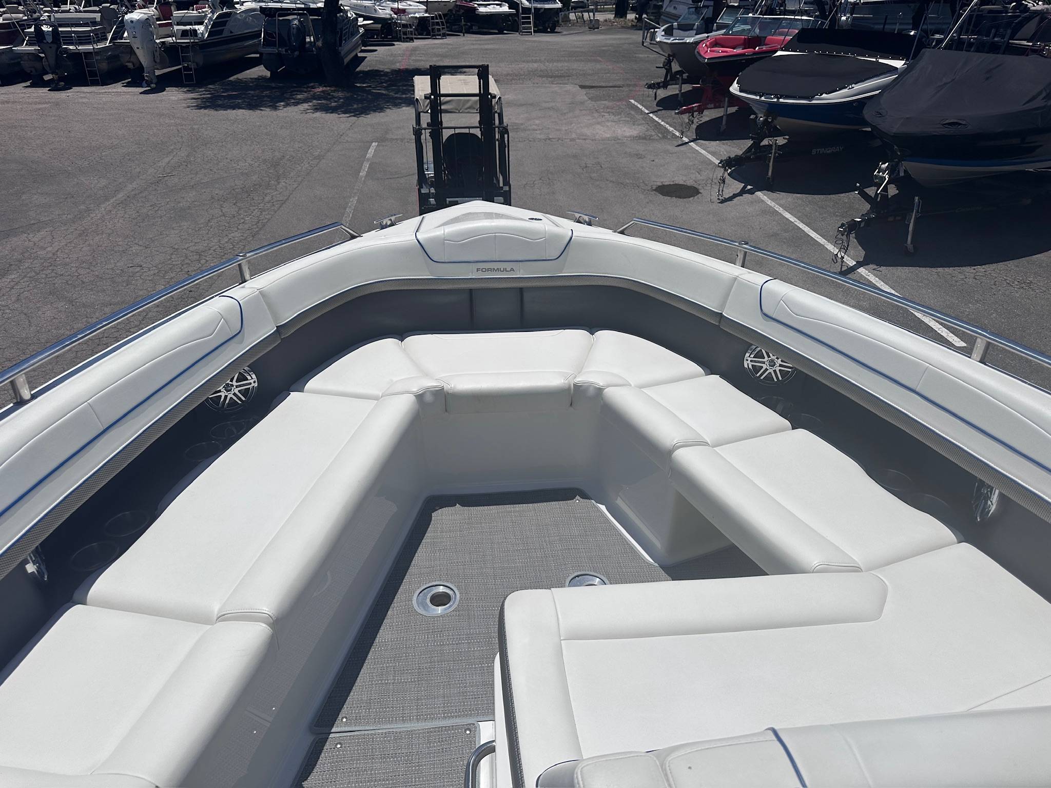 dummy-boat-img