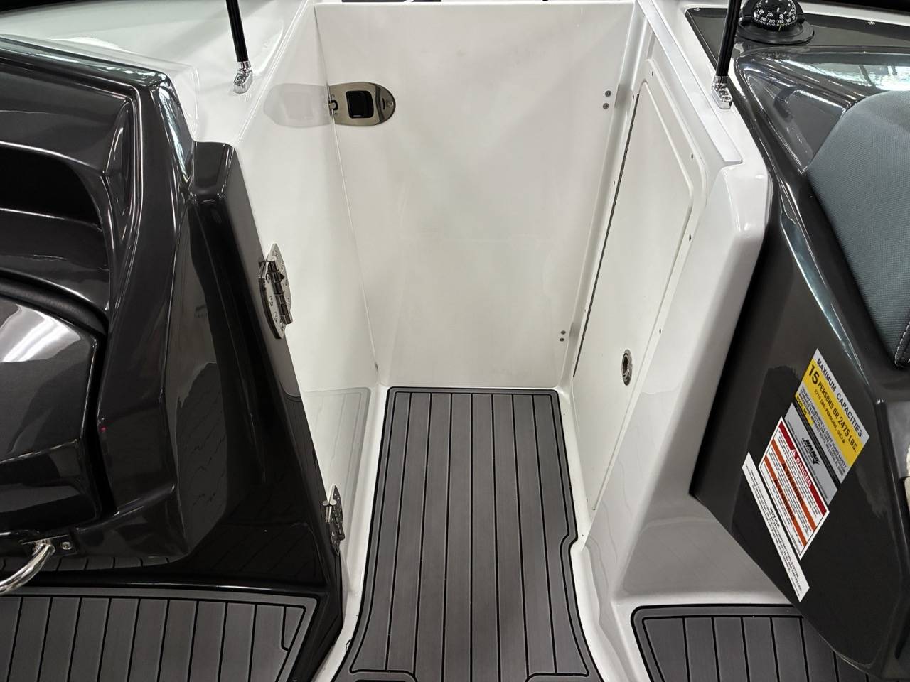 dummy-boat-img