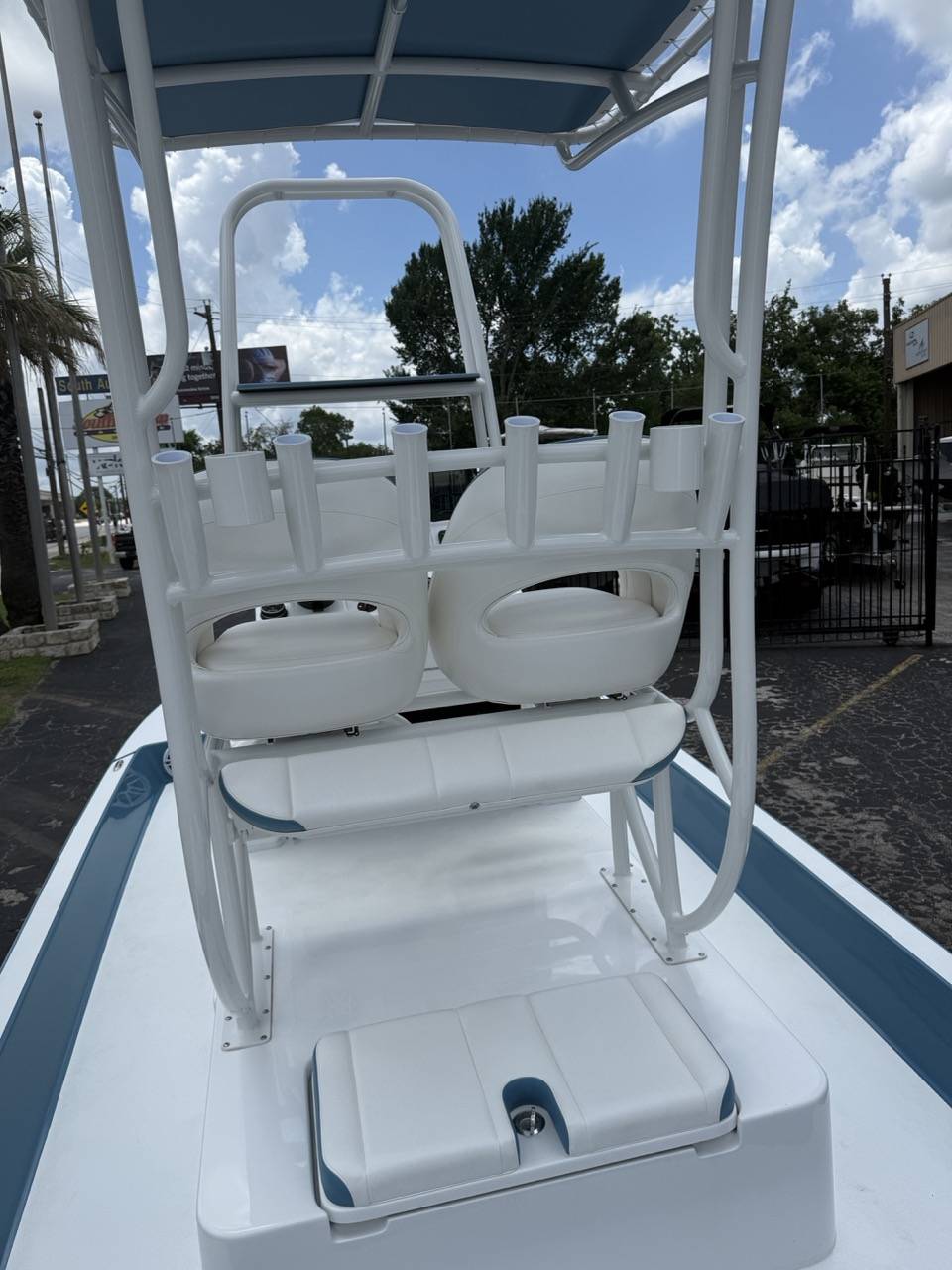 dummy-boat-img