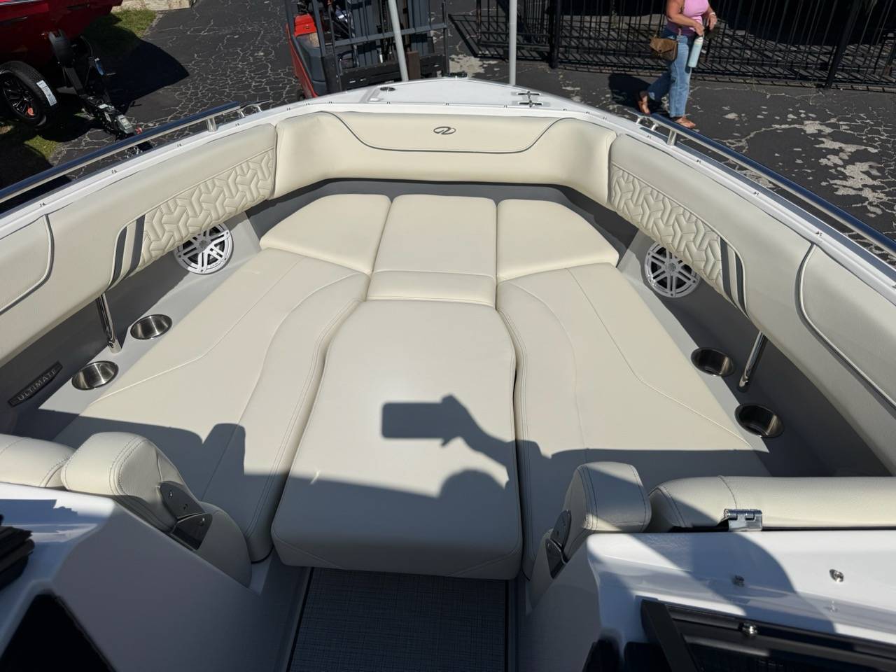 dummy-boat-img