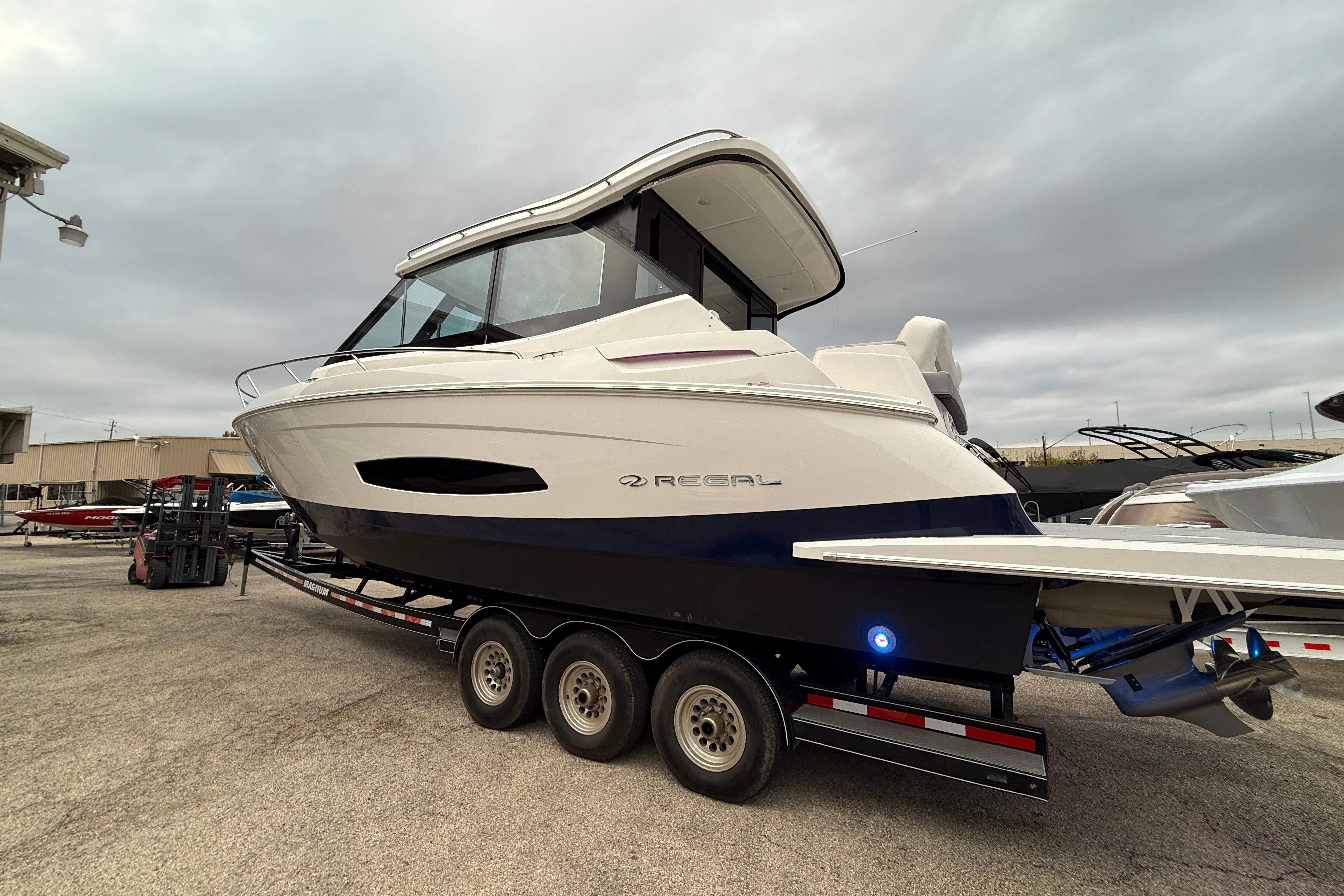dummy-boat-img