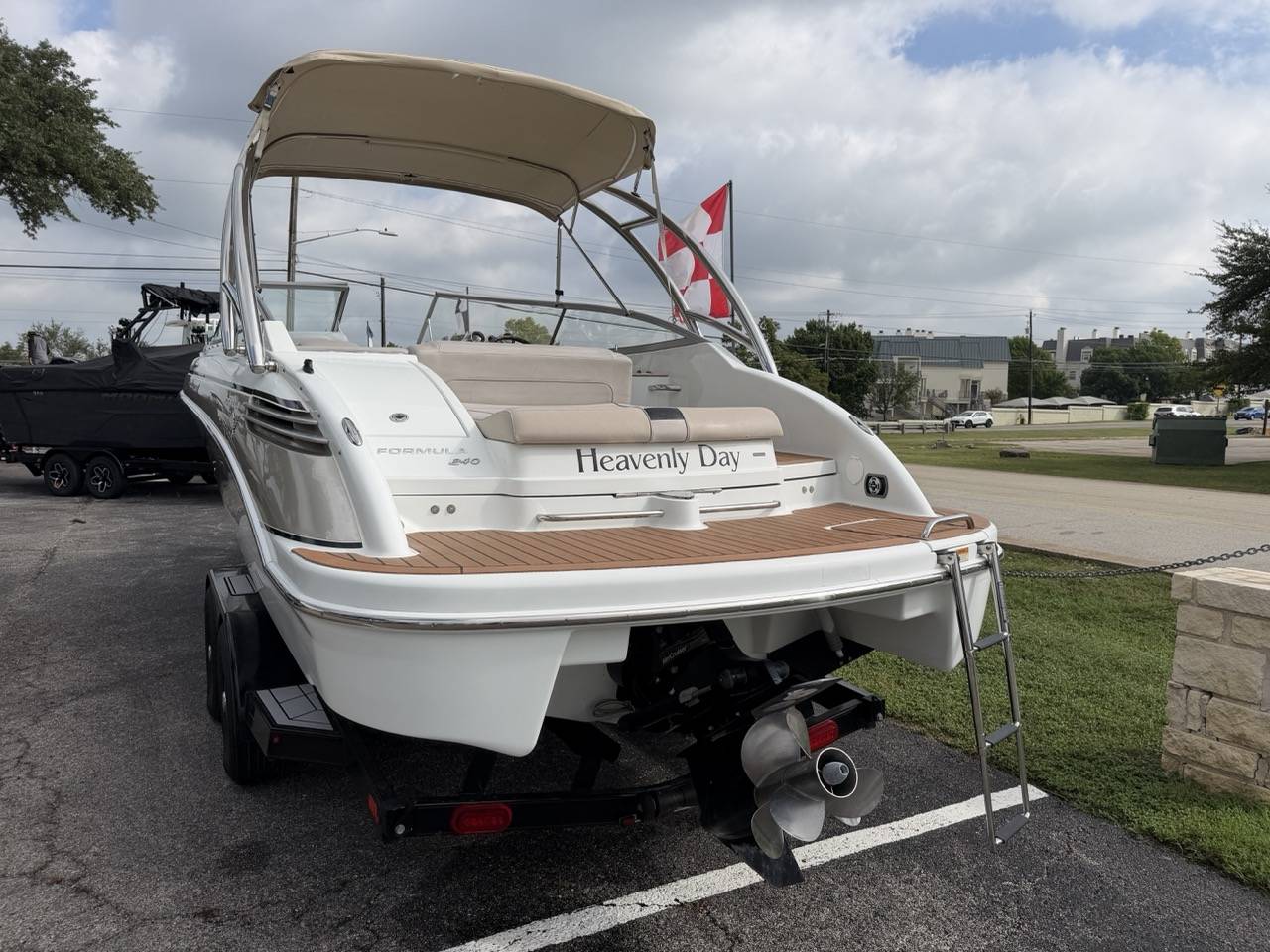 dummy-boat-img