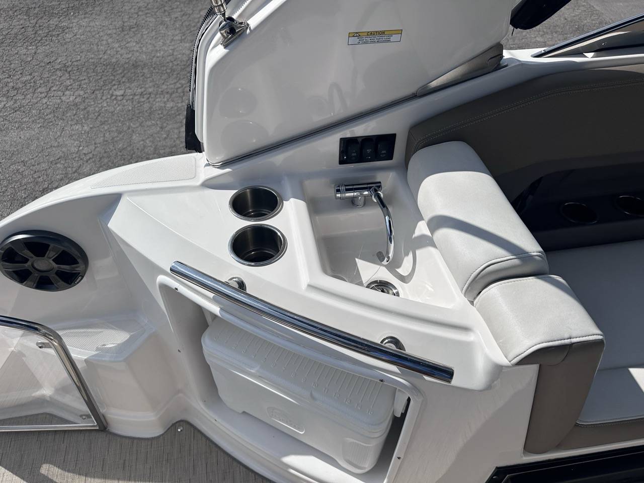 dummy-boat-img