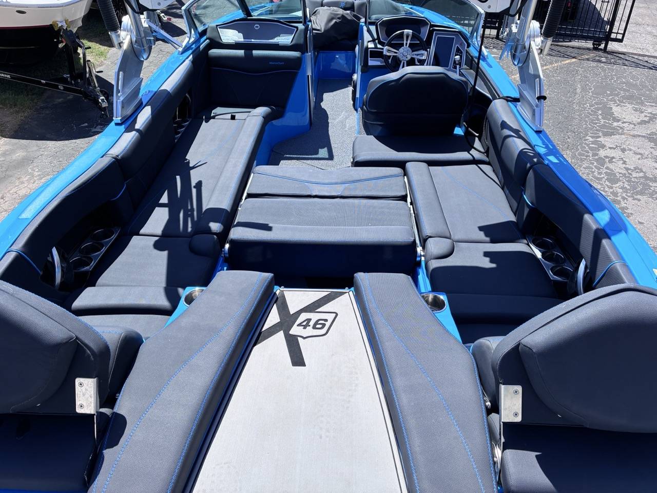dummy-boat-img