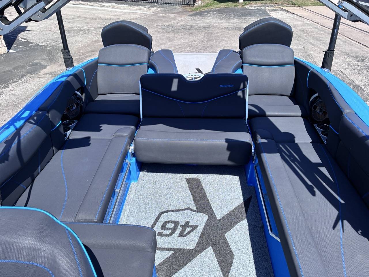 dummy-boat-img