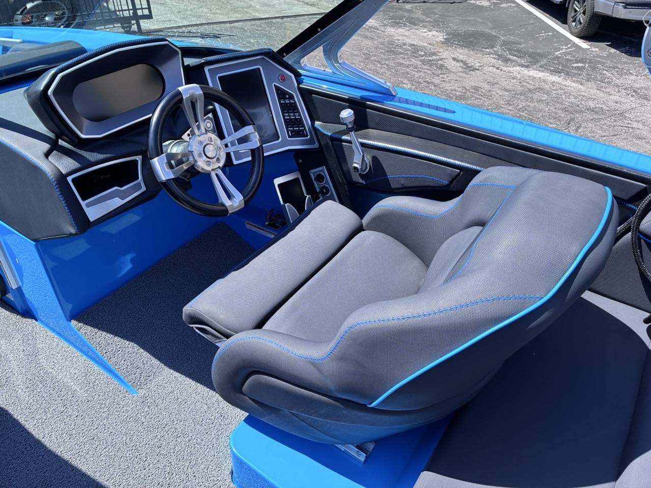 dummy-boat-img