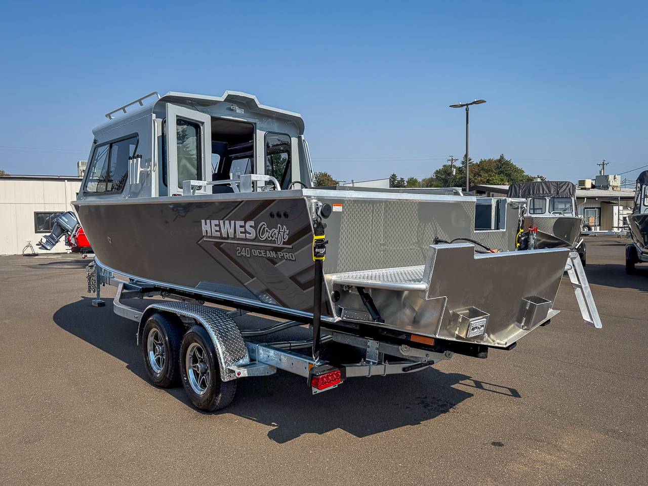 2026 HEWESCRAFT 240 OCEAN PRO HARD TOP