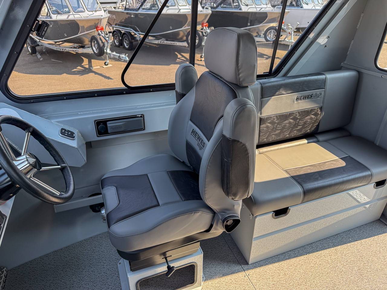 2026 HEWESCRAFT 240 OCEAN PRO HARD TOP