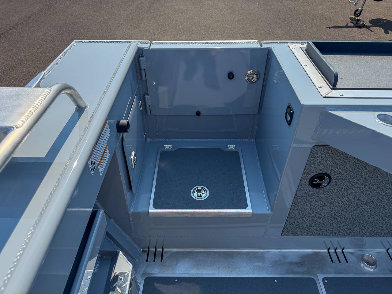 2026 HEWESCRAFT 240 OCEAN PRO HARD TOP