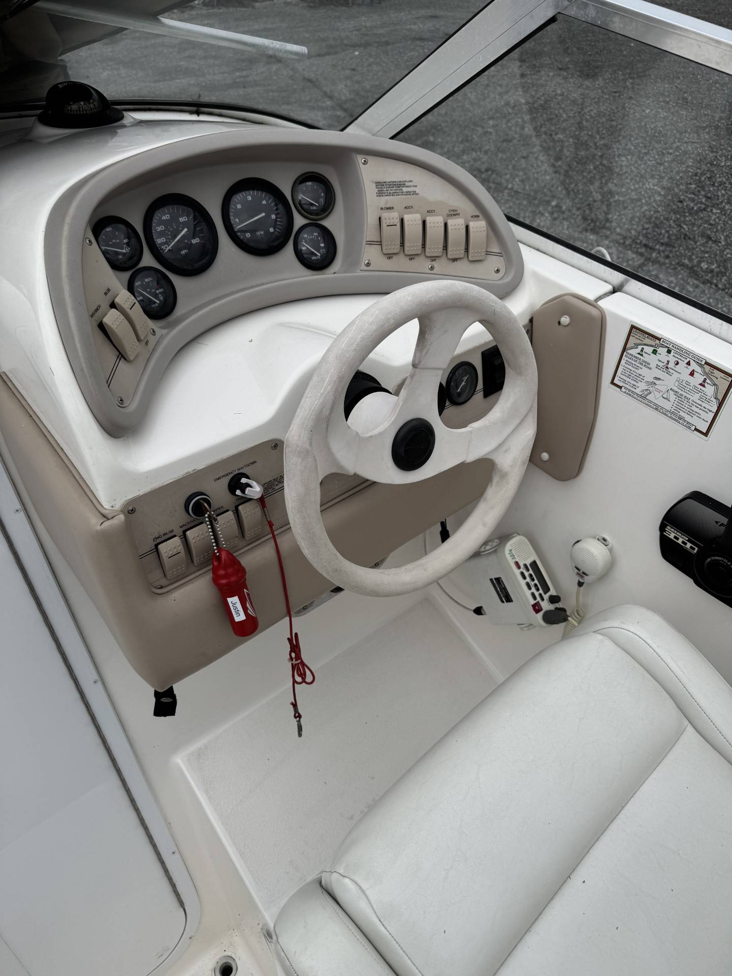 1997 Wellcraft 26 Excel SE-16