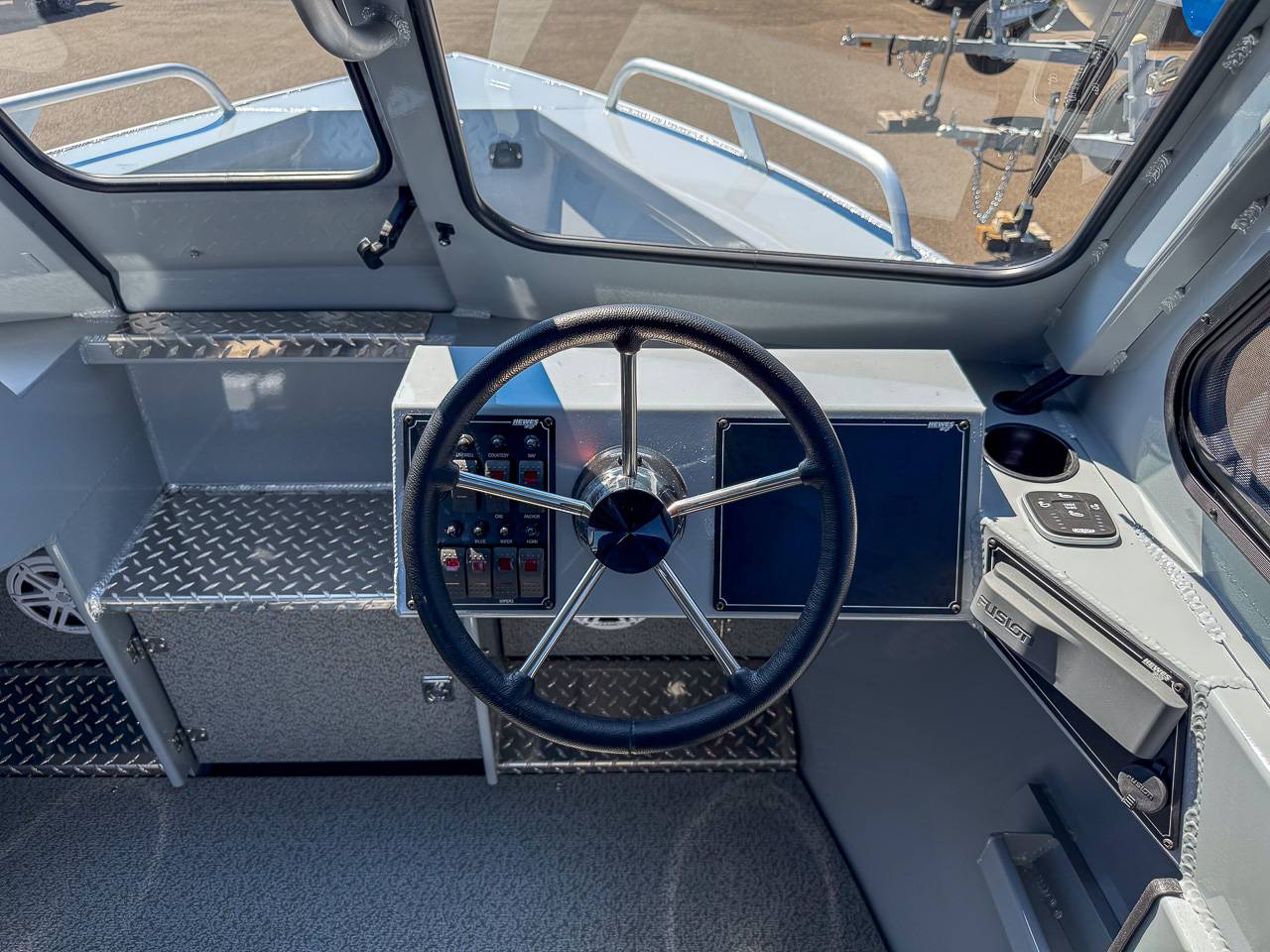 2026 HEWESCRAFT 210 SEA RUNNER HARD TOP