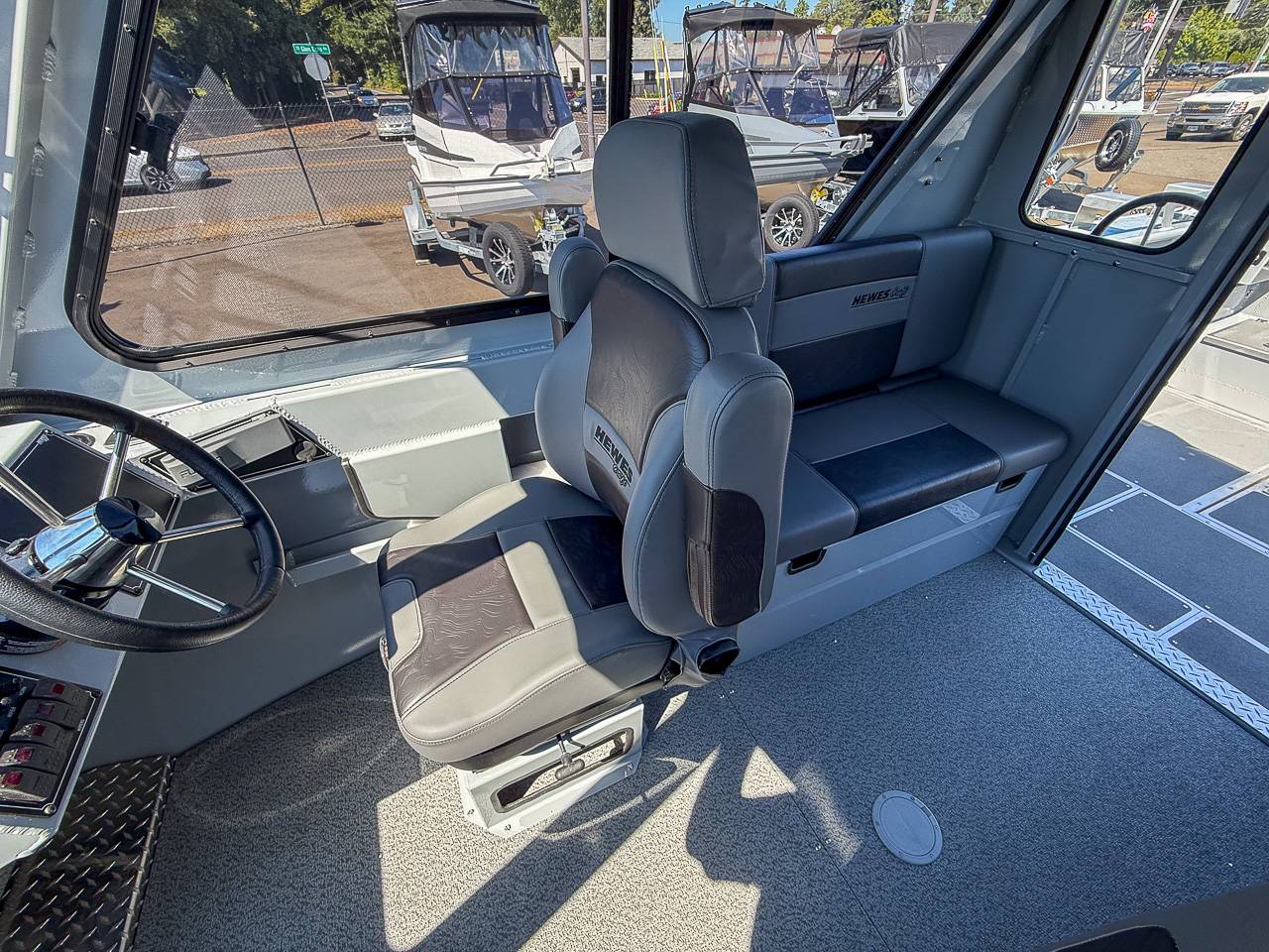 2026 HEWESCRAFT 210 SEA RUNNER HARD TOP