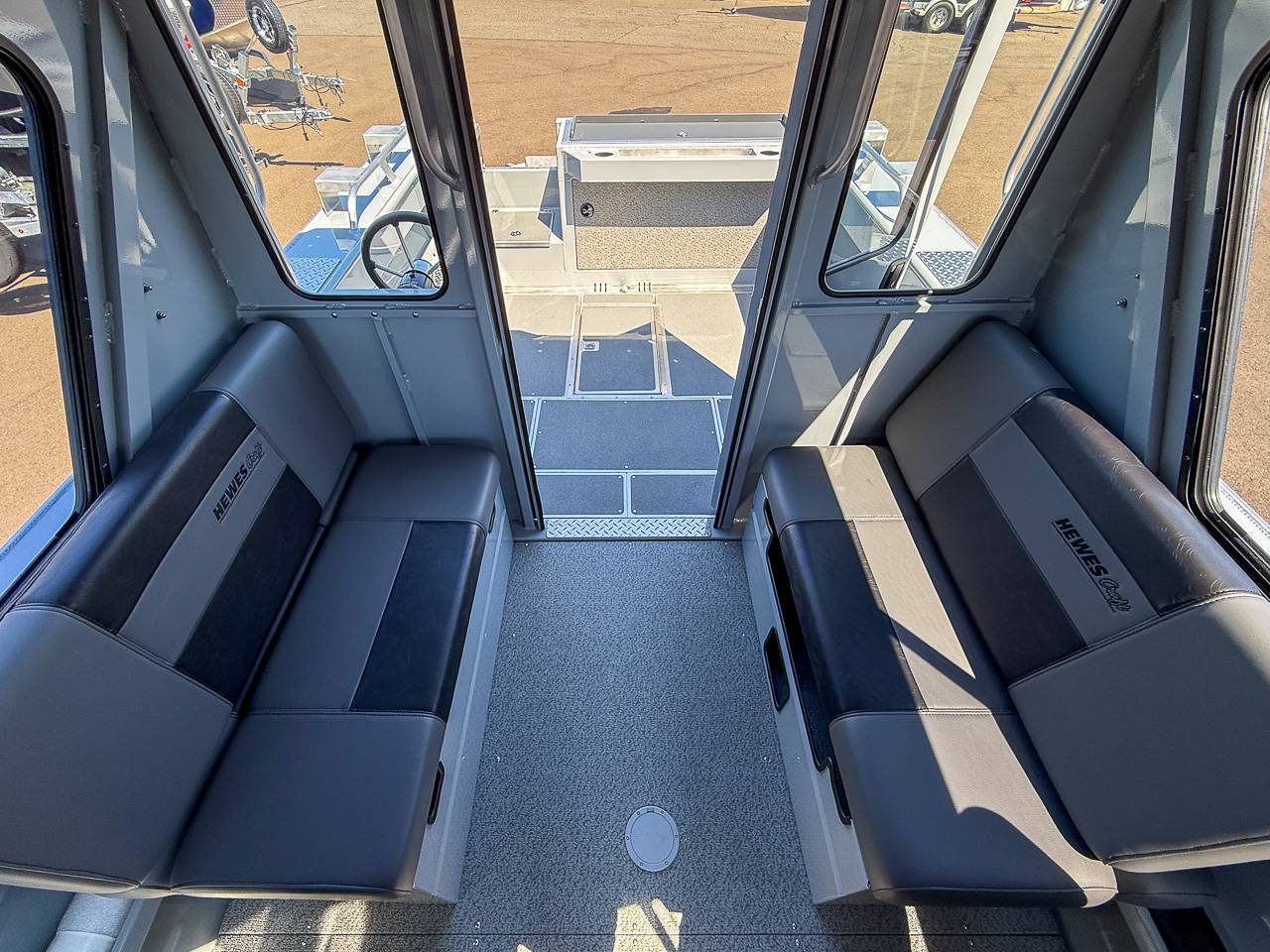 2026 HEWESCRAFT 210 SEA RUNNER HARD TOP