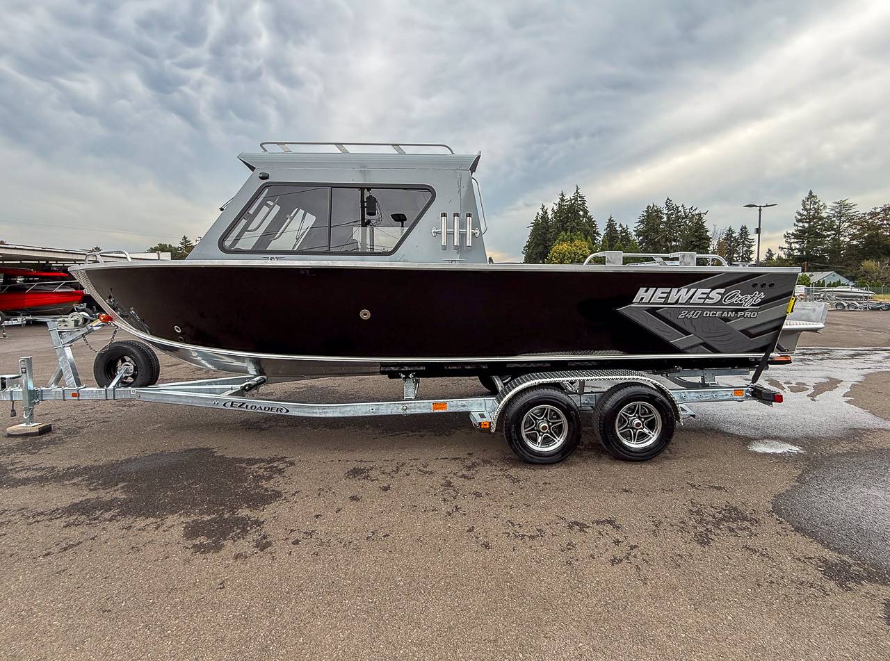 2026 HEWESCRAFT 240 OCEAN PRO HARD TOP