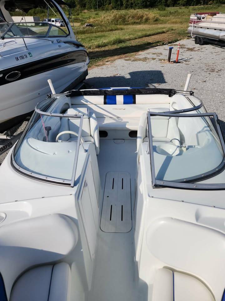 2000 STARCRAFT 2210 GT W/ 5.0 MERCRUISER WITH TRAILER-4
