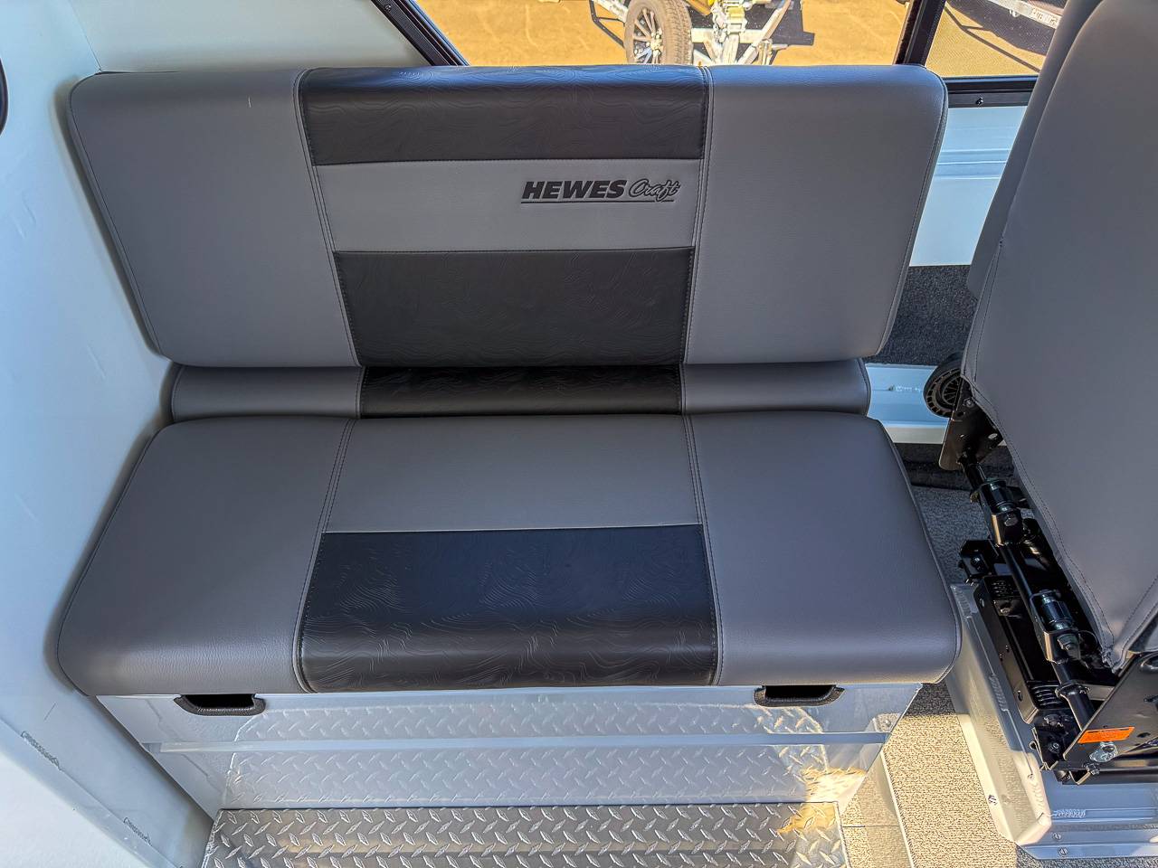 2027 HEWESCRAFT 270 ALASKAN