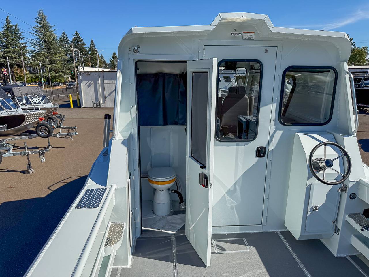 2027 HEWESCRAFT 270 ALASKAN