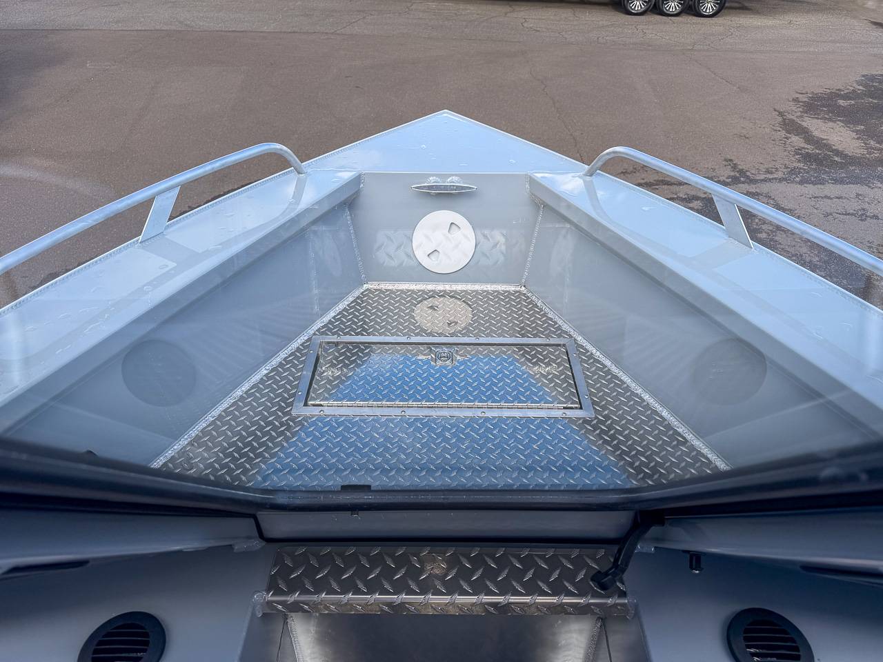2027 HEWESCRAFT 240 OCEAN PRO HARD TOP
