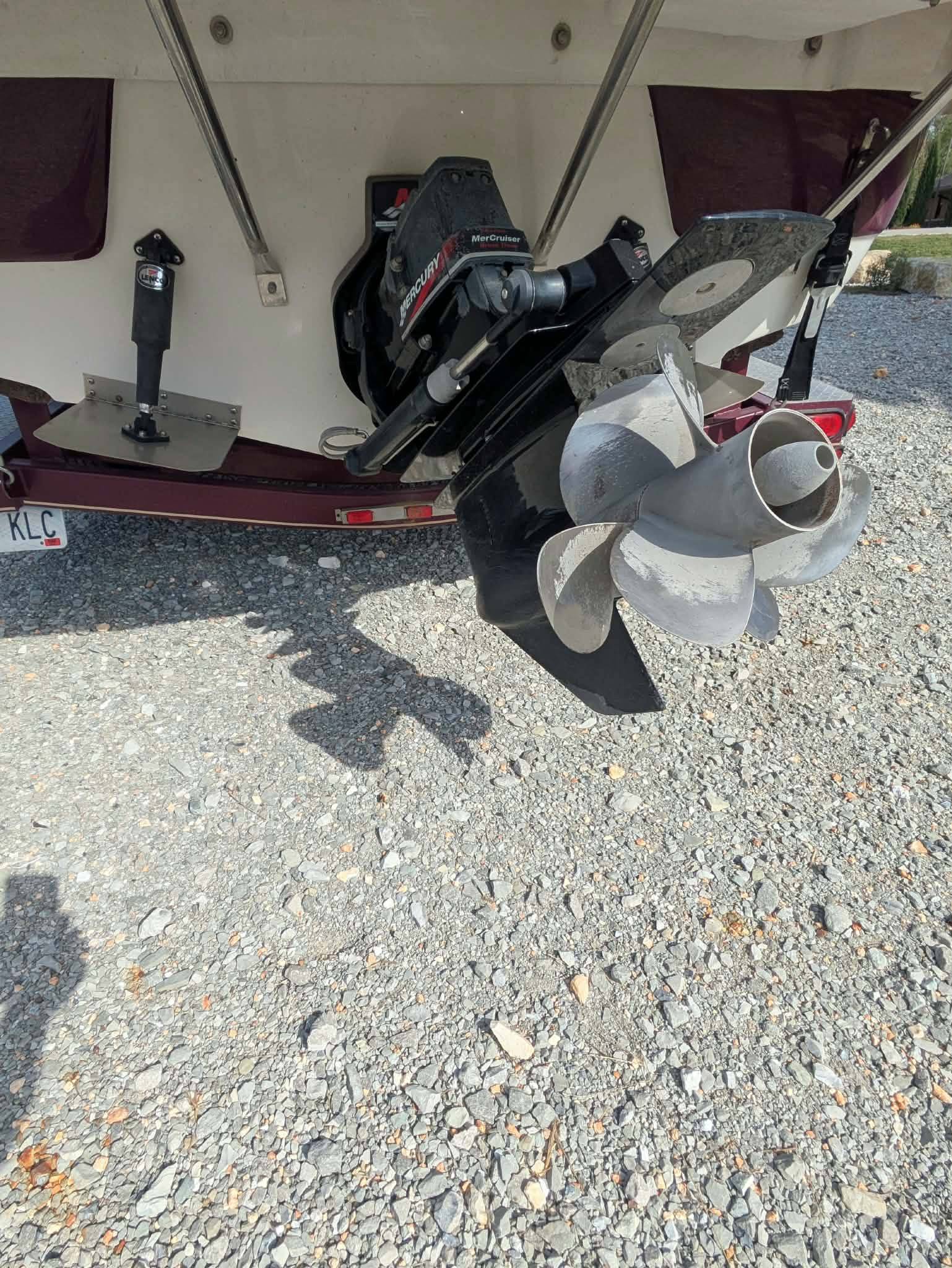 2004 CROWNLINE 235 CCR SINGLE MERCRUISER 350 MAG MP WITH TRAILER-4