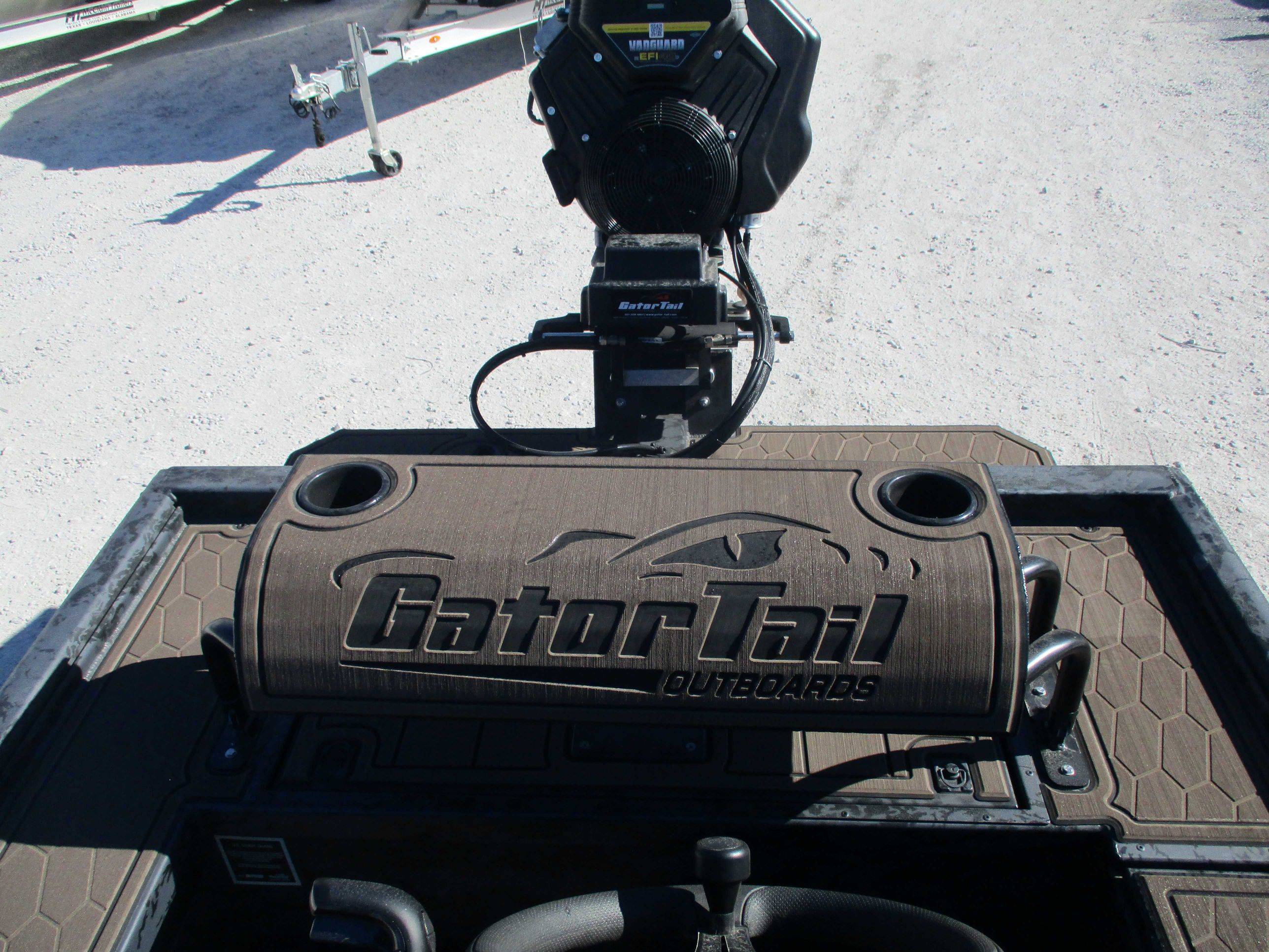 2027 Gator Tail 2060-9