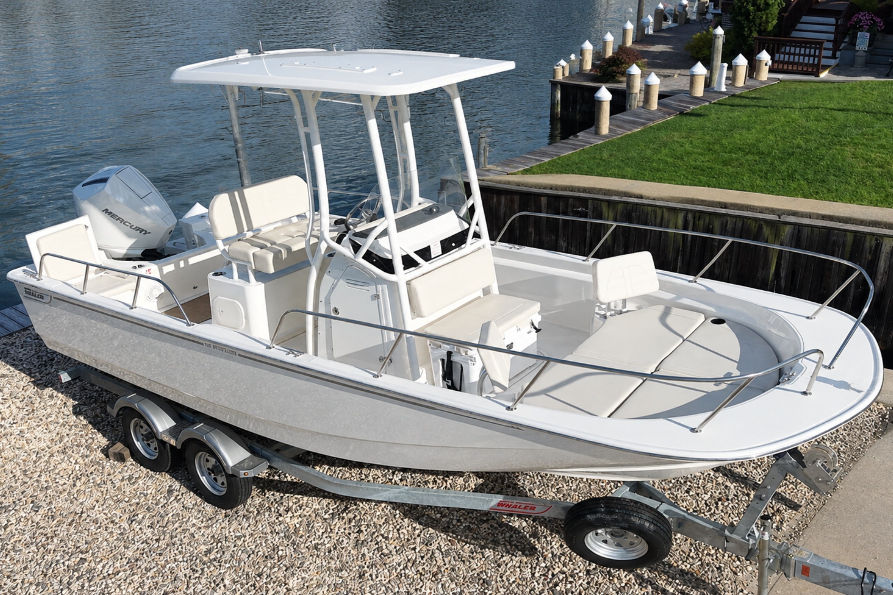 2026 Boston whaler 210 Montauk