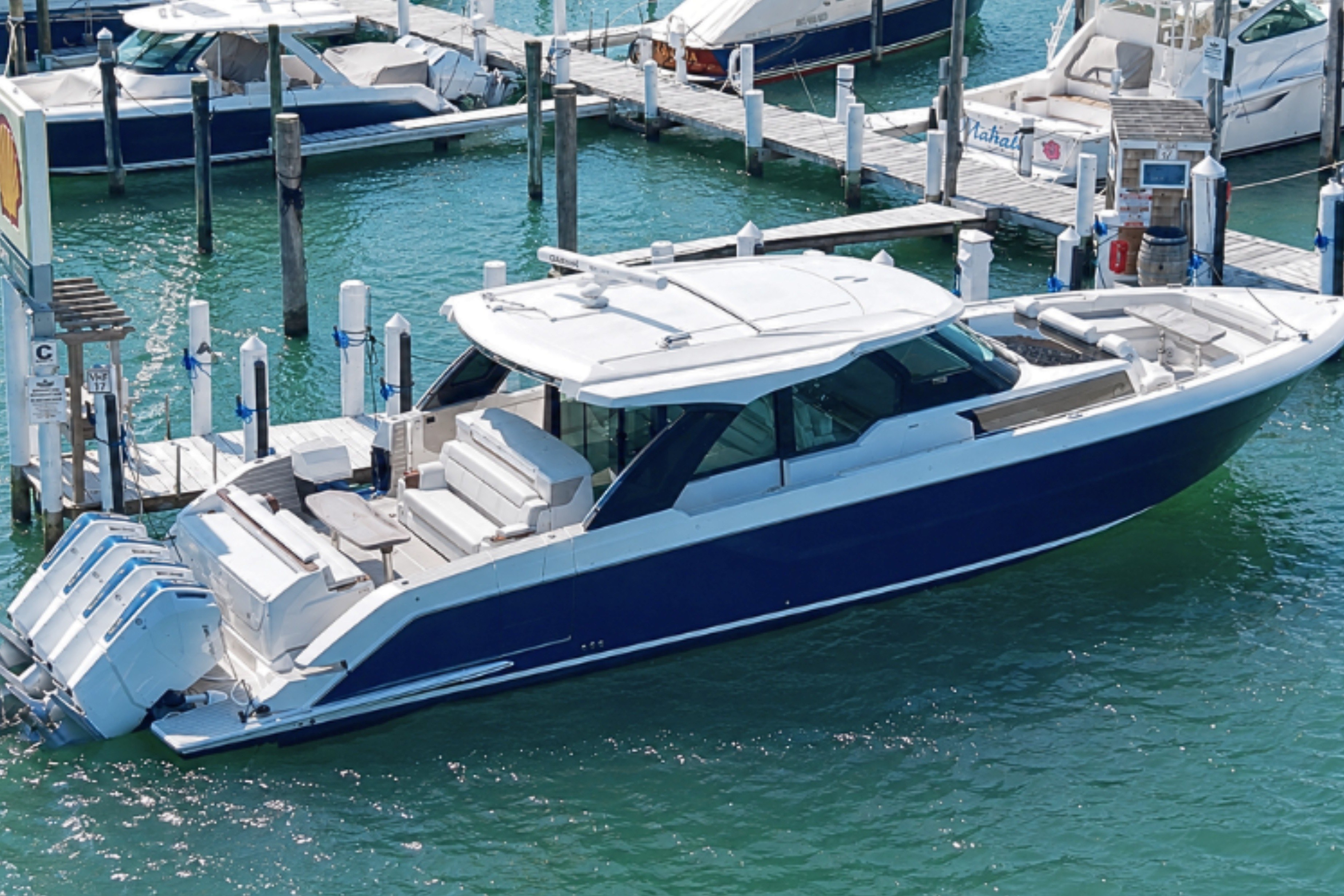 2027 Tiara yachts 56 LS