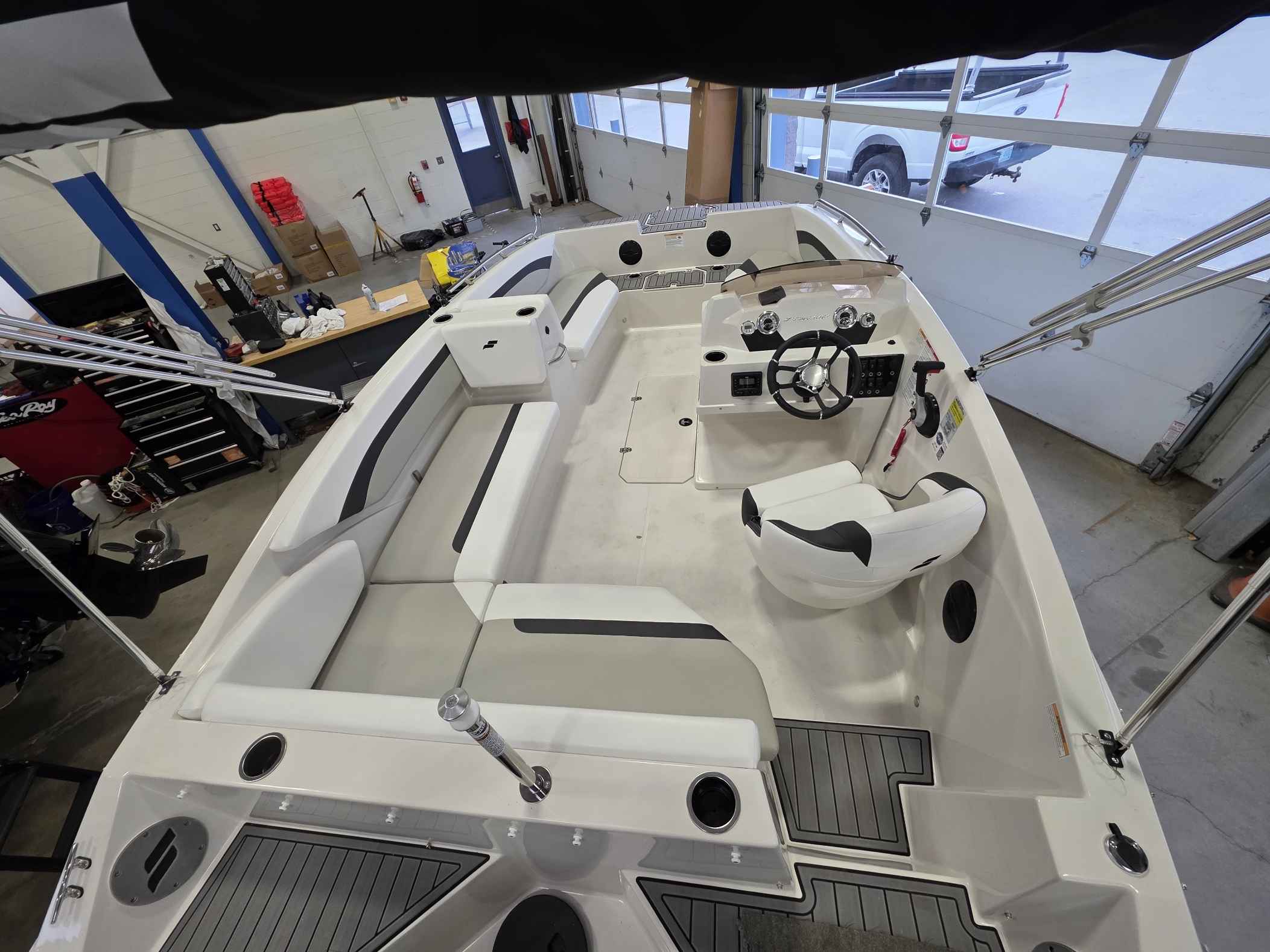 2026 STARCRAFT SVX 171 OB0