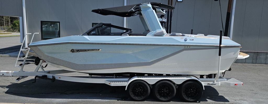 2025 Nautique Super Air Nautique G23