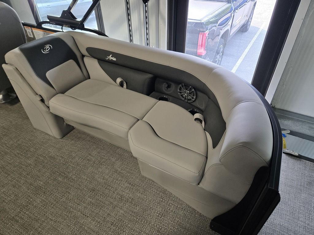 2025 Barletta boats A22QC-10