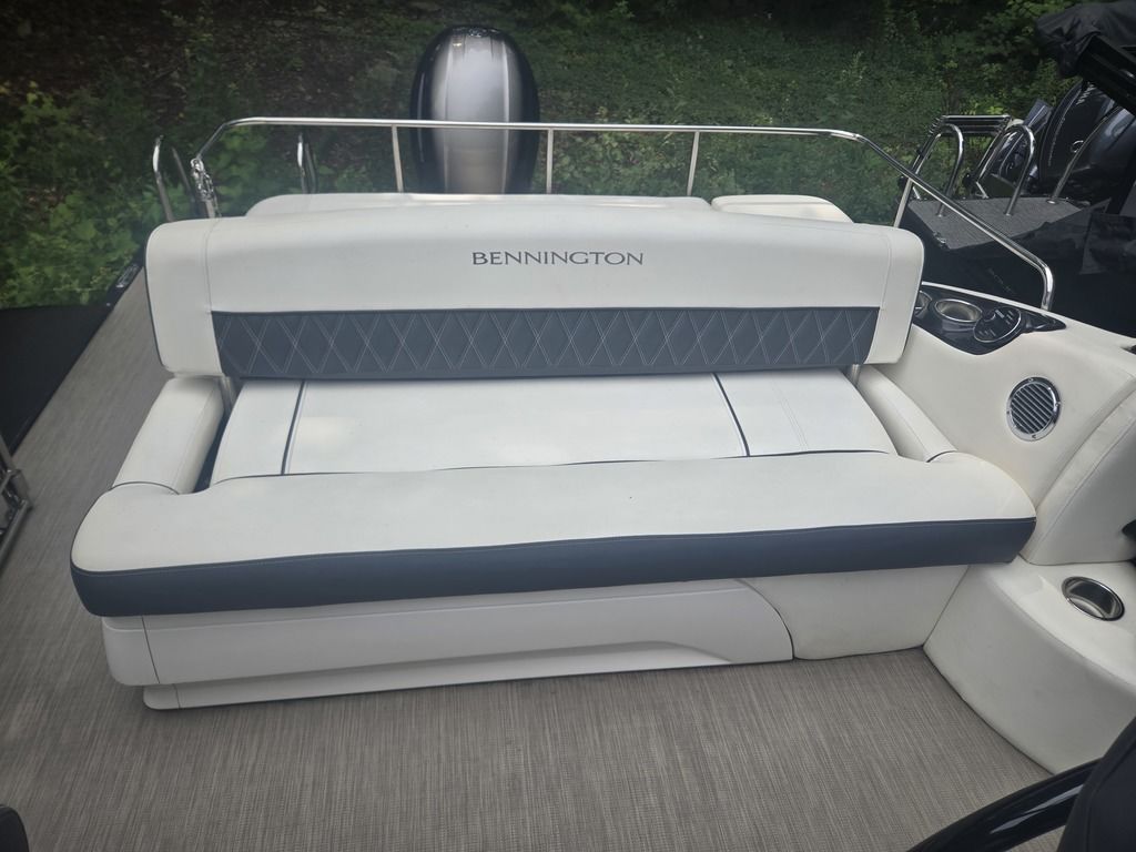 2018 Bennington 25QXSBWA-2